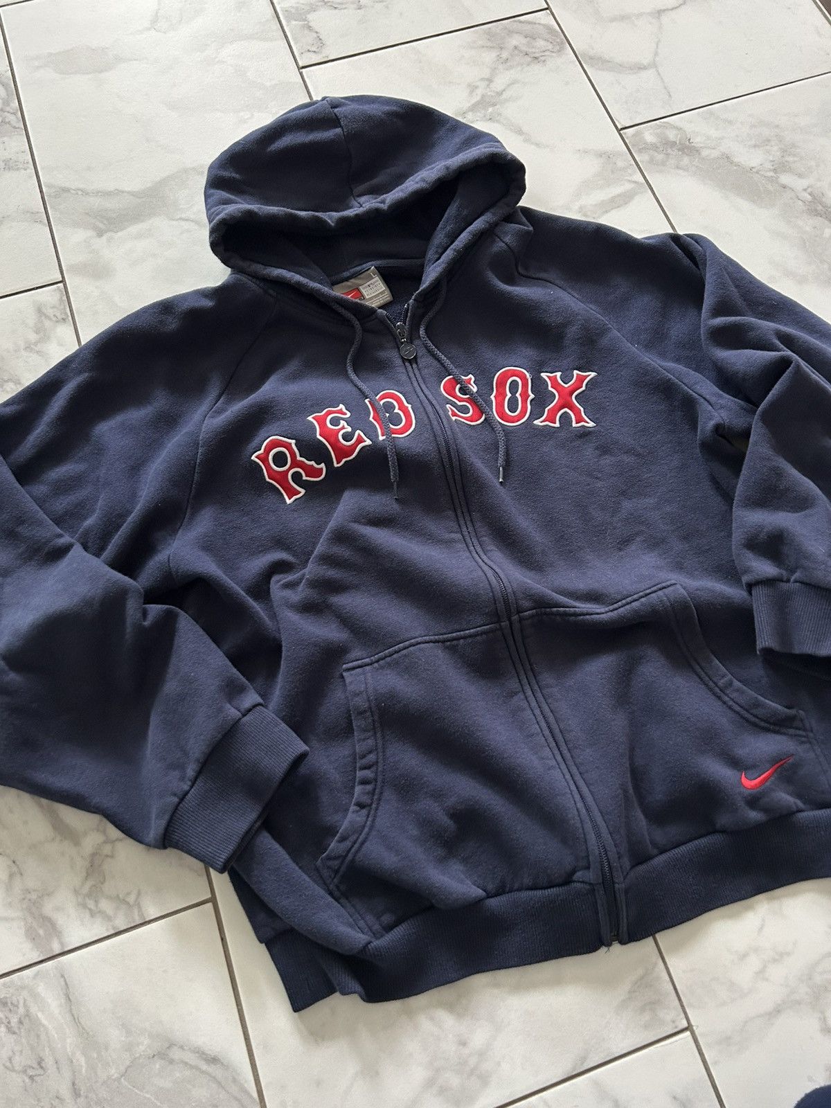 Nike Vintage y2k Nike Boston Red Sox Full Zip Boxy Sweater Size US L / EU 52-54 / 3 - 5 Thumbnail