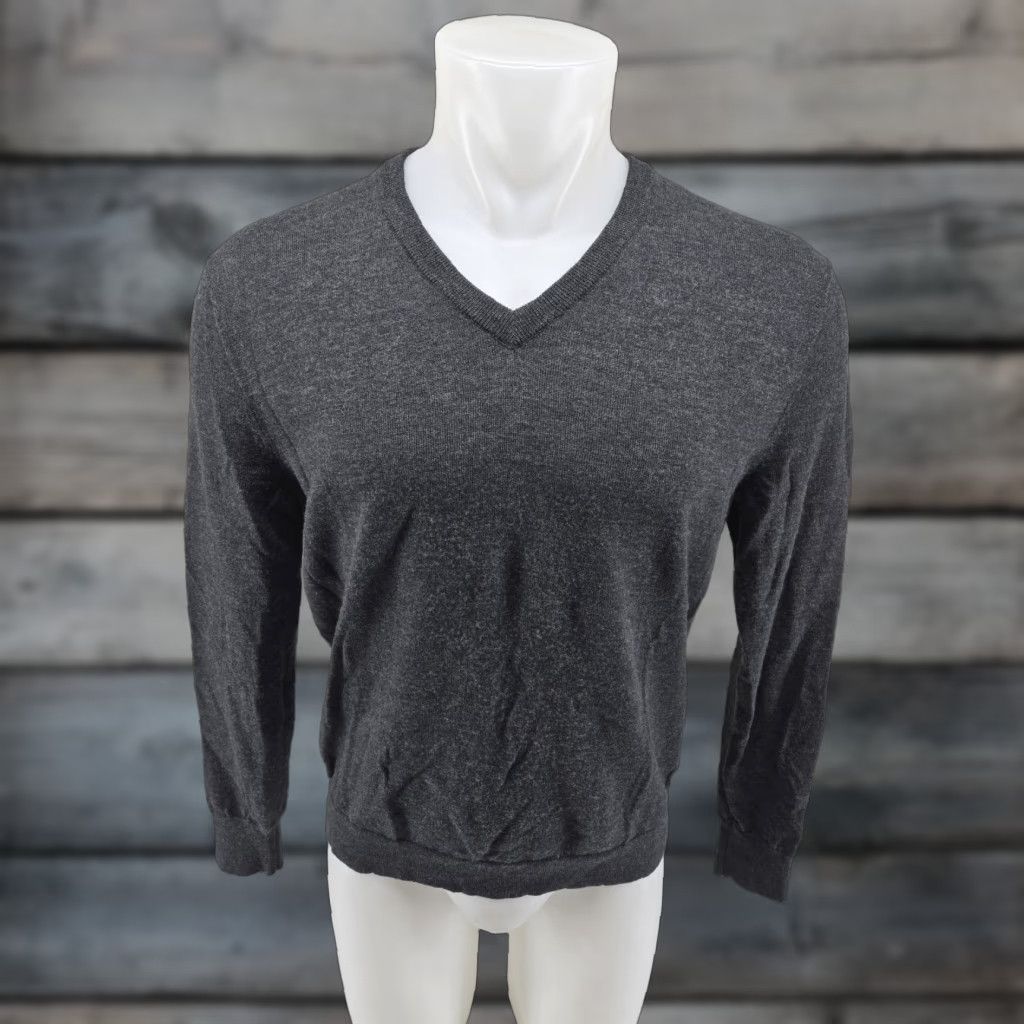 J.Crew J.Crew Merino Wool V Neck Charcoal Gray Sweater Slim Fit Men’s Large Size L Pullover Knit Shirt Size US L / EU 52-54 / 3 - 1 Thumbnail