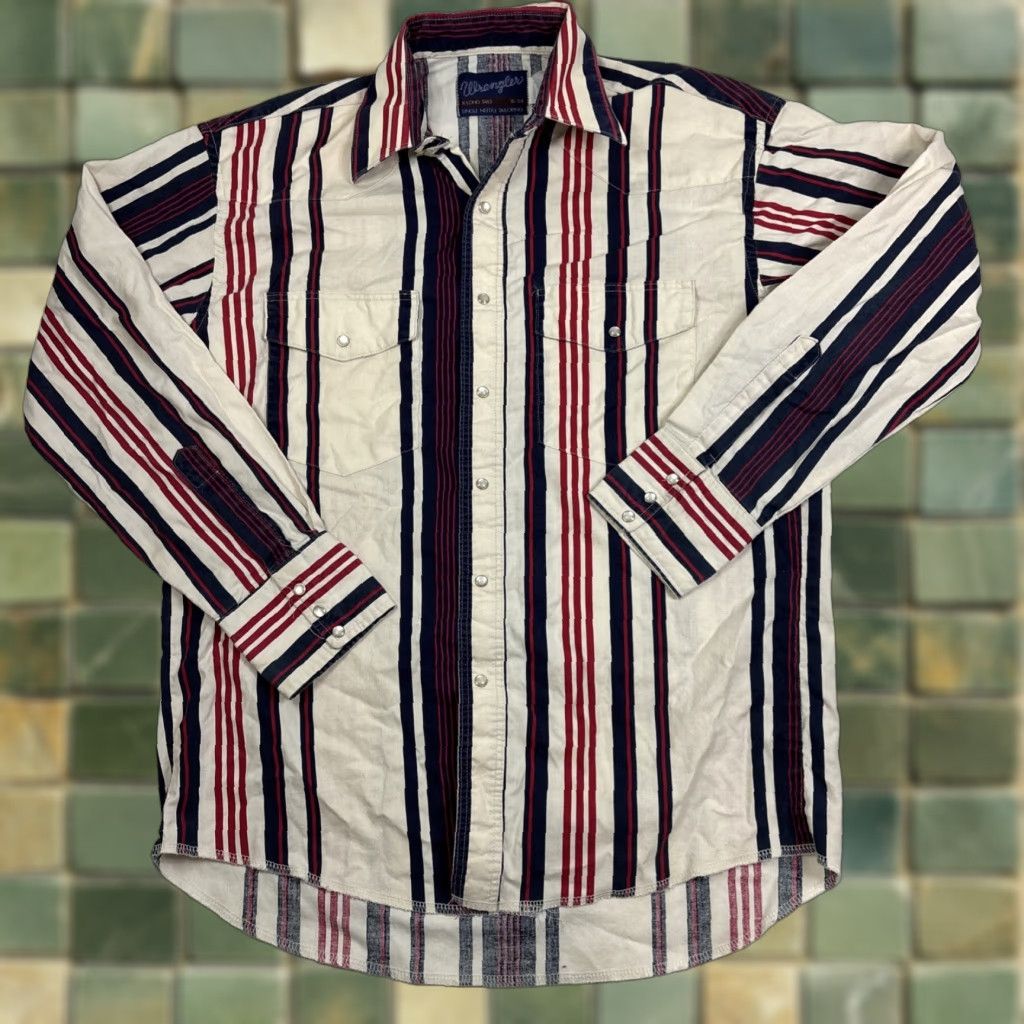 VINTAGE Wrangler Pearl Snap Men’s 16-34 Red White Blue Patriotic Western XL Blue Long Sleeve Button-Up Snap Shirts Mens