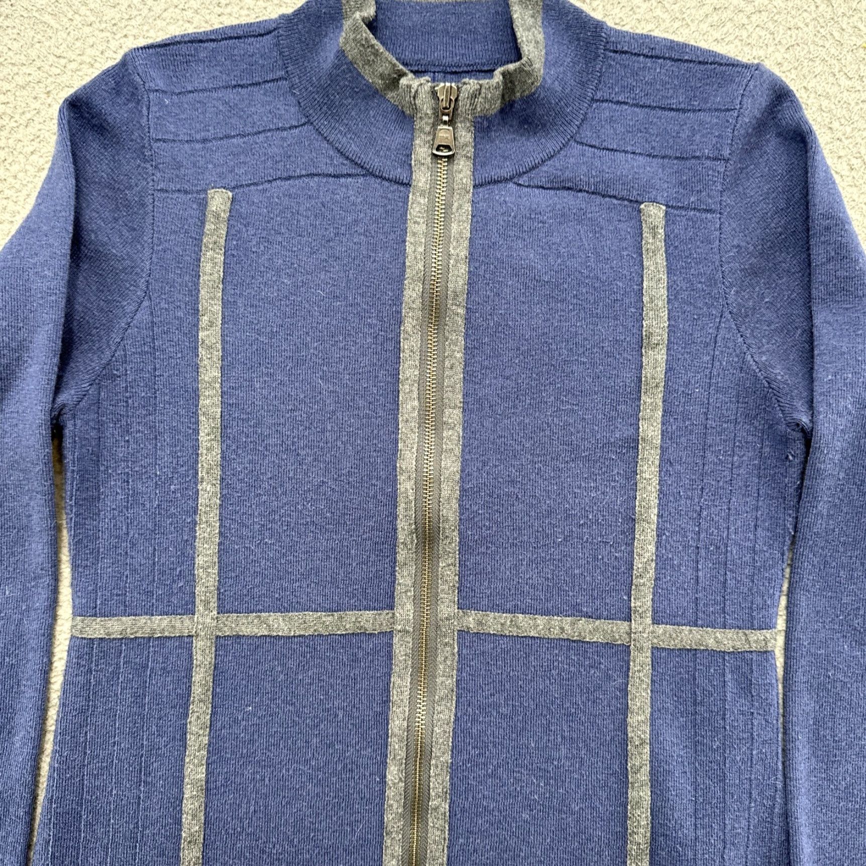 Vintage Aventura Sweater Dress Hoodie? Size M / US 6-8 / IT 42-44 - 2 Thumbnail