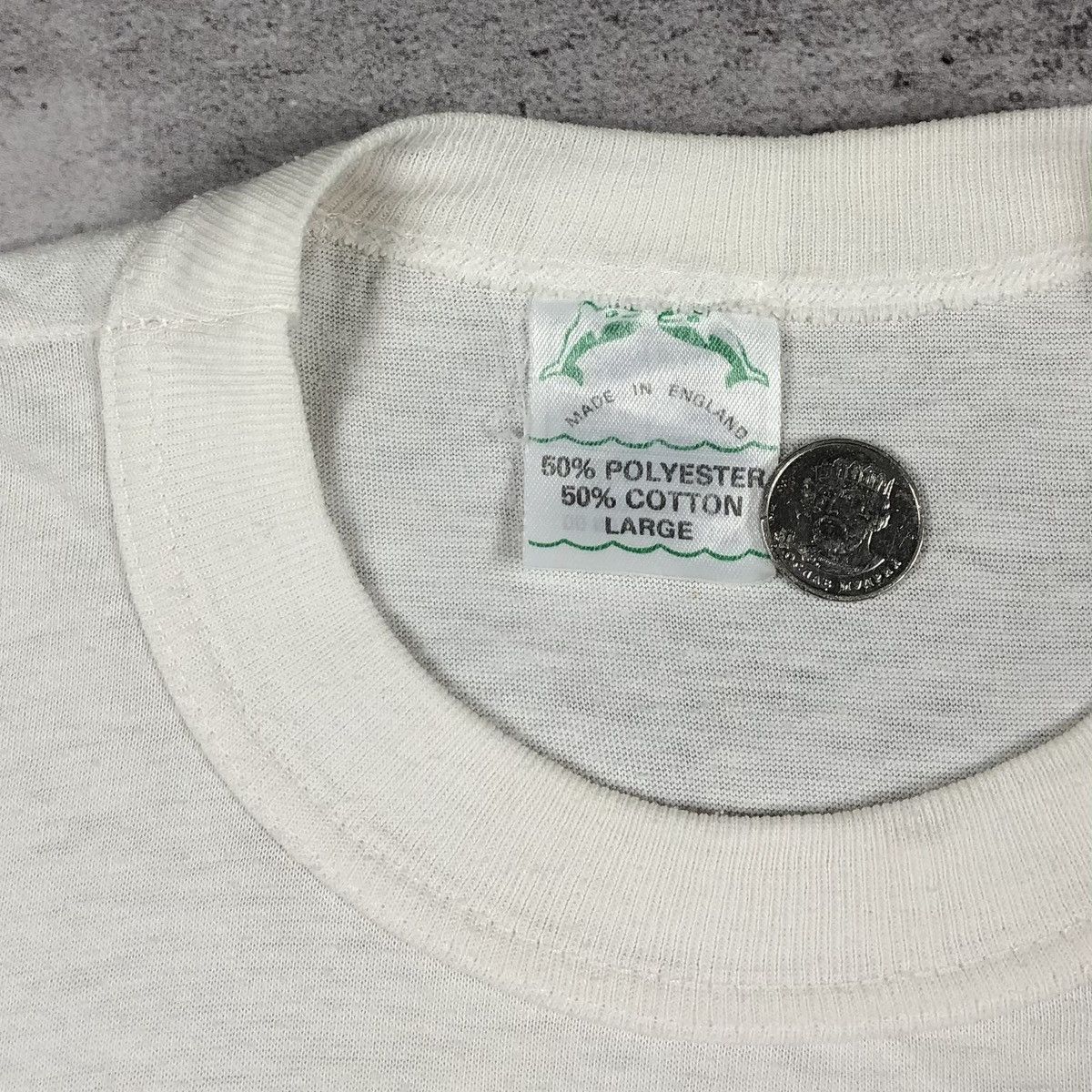 Vintage 90s Dinosaurs Live Natural History Museum Footprint Tee Size US L / EU 52-54 / 3 - 6 Thumbnail