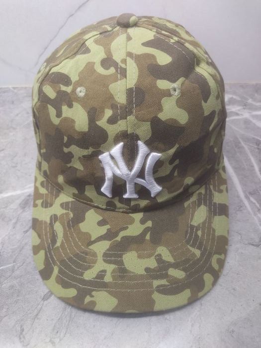 New York Yankees Vintage New York Yankees x Budweiser Camo Cap Hat Size ONE SIZE - 2 Thumbnail