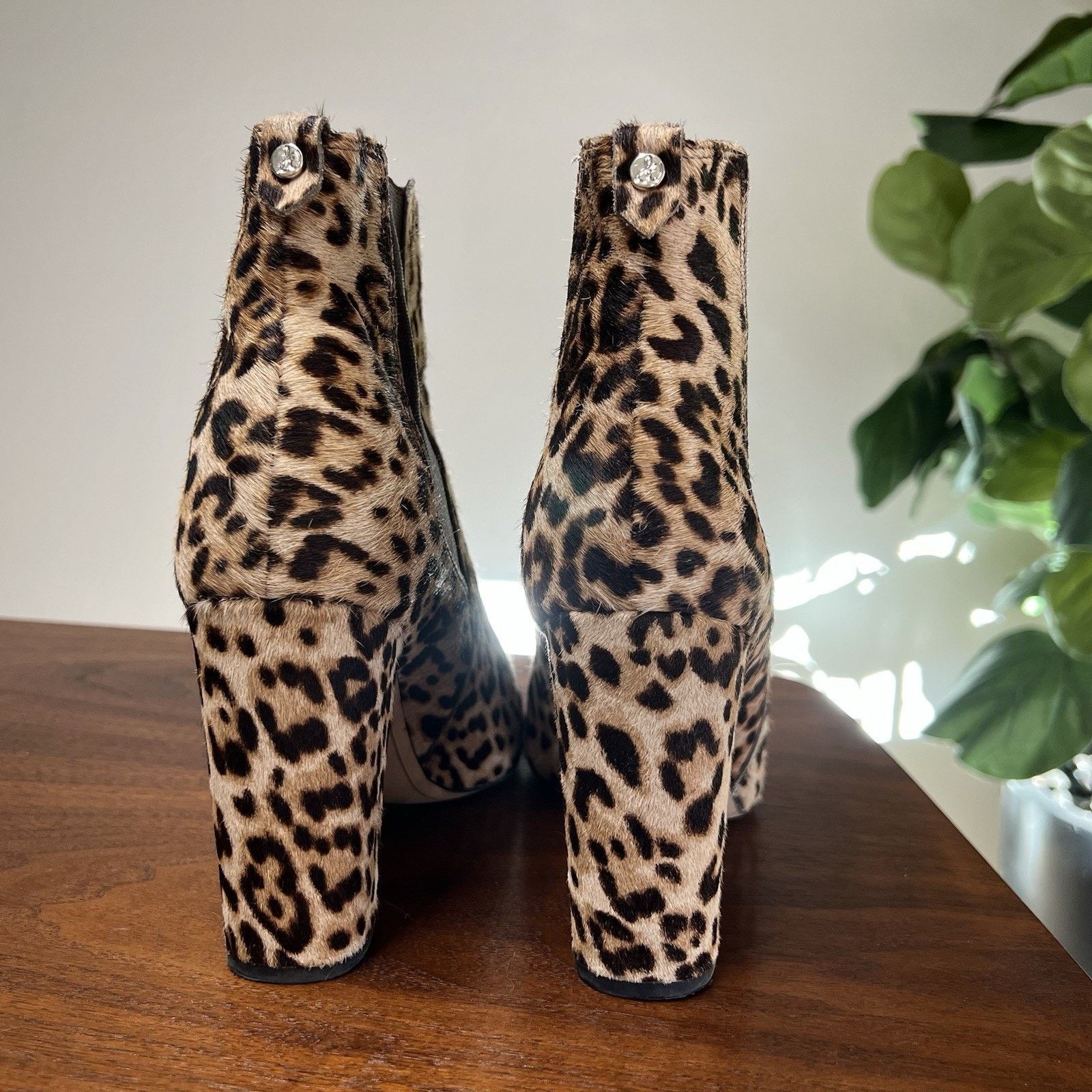 Sam Edelman Sam Edelman 8.5 Chelsea Bootie Calf Hair 4” Block Heel Size US 8.5 / IT 38.5 - 2 Thumbnail