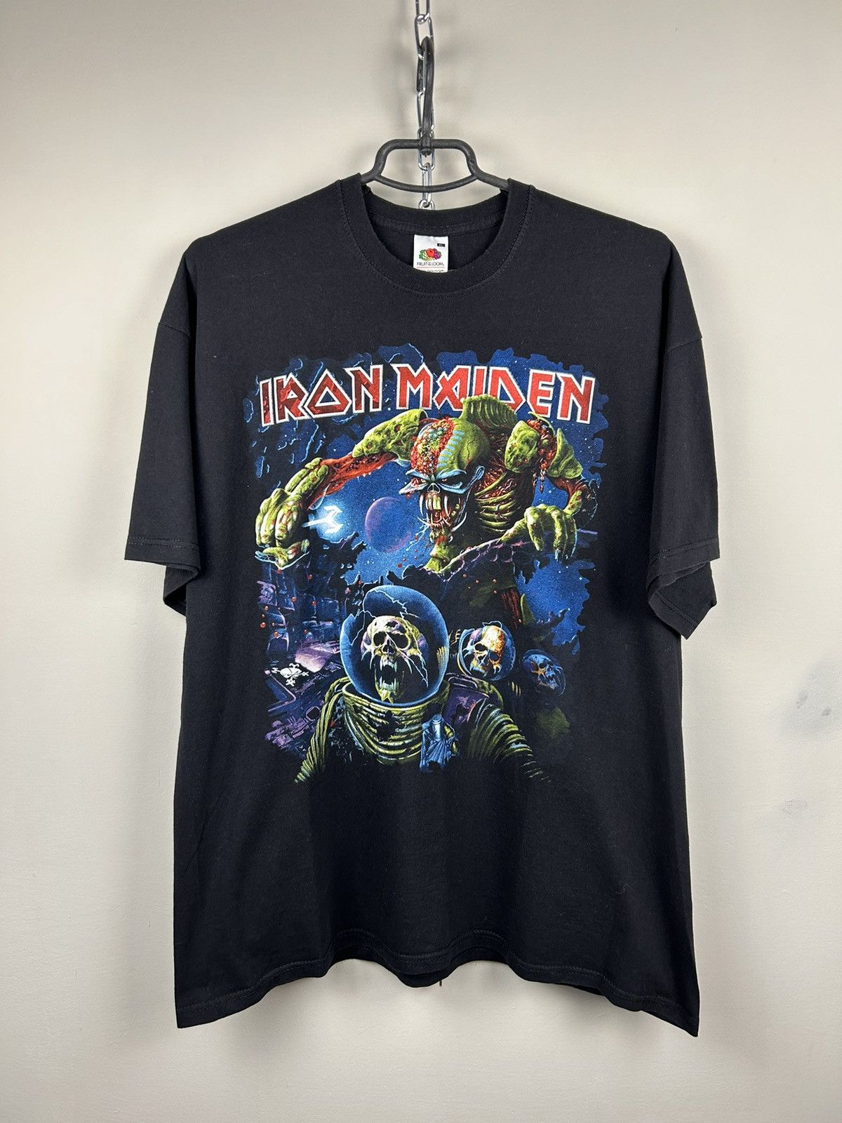 Band Tees Vintage Iron Maiden The Final Frontier World Tour 2011 Tee Size US XL / EU 56 / 4 - 1 Thumbnail