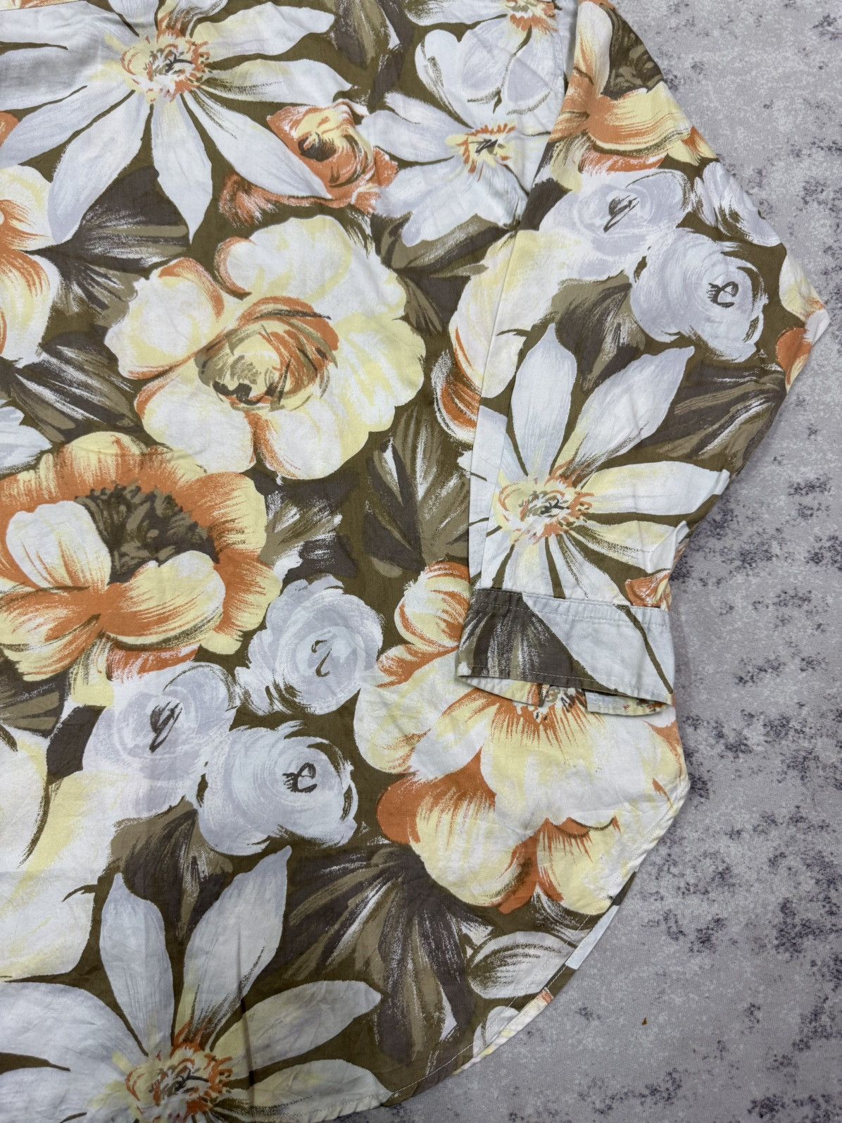 Hai Sporting Gear Vintage Issey Miyake Hai Sporting Gear Floral ButtonUp Shirt Size US M / EU 48-50 / 2 - 12 Thumbnail