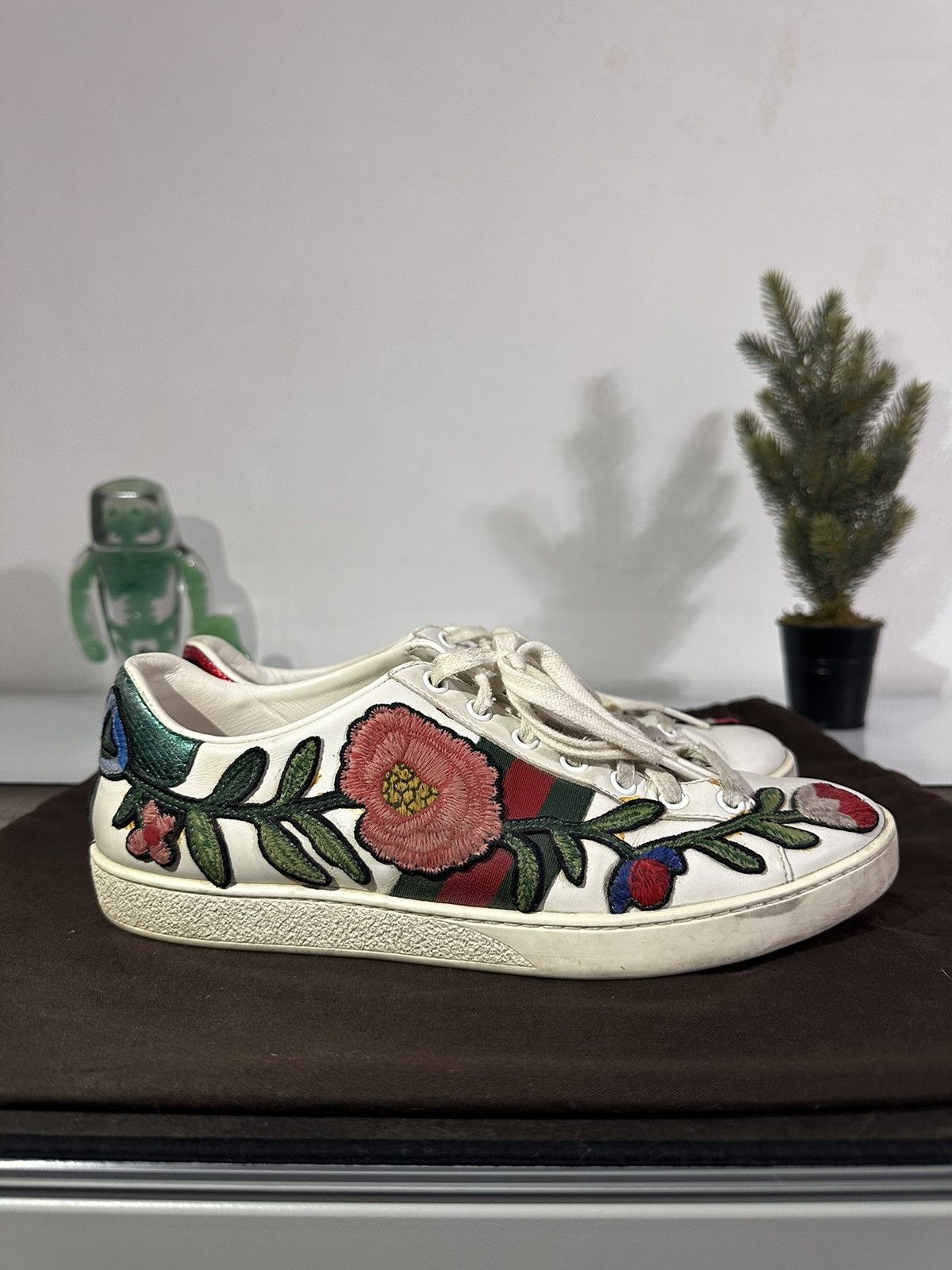 Gucci Flower Sneakers Size US 9 / IT 39 - 4 Thumbnail