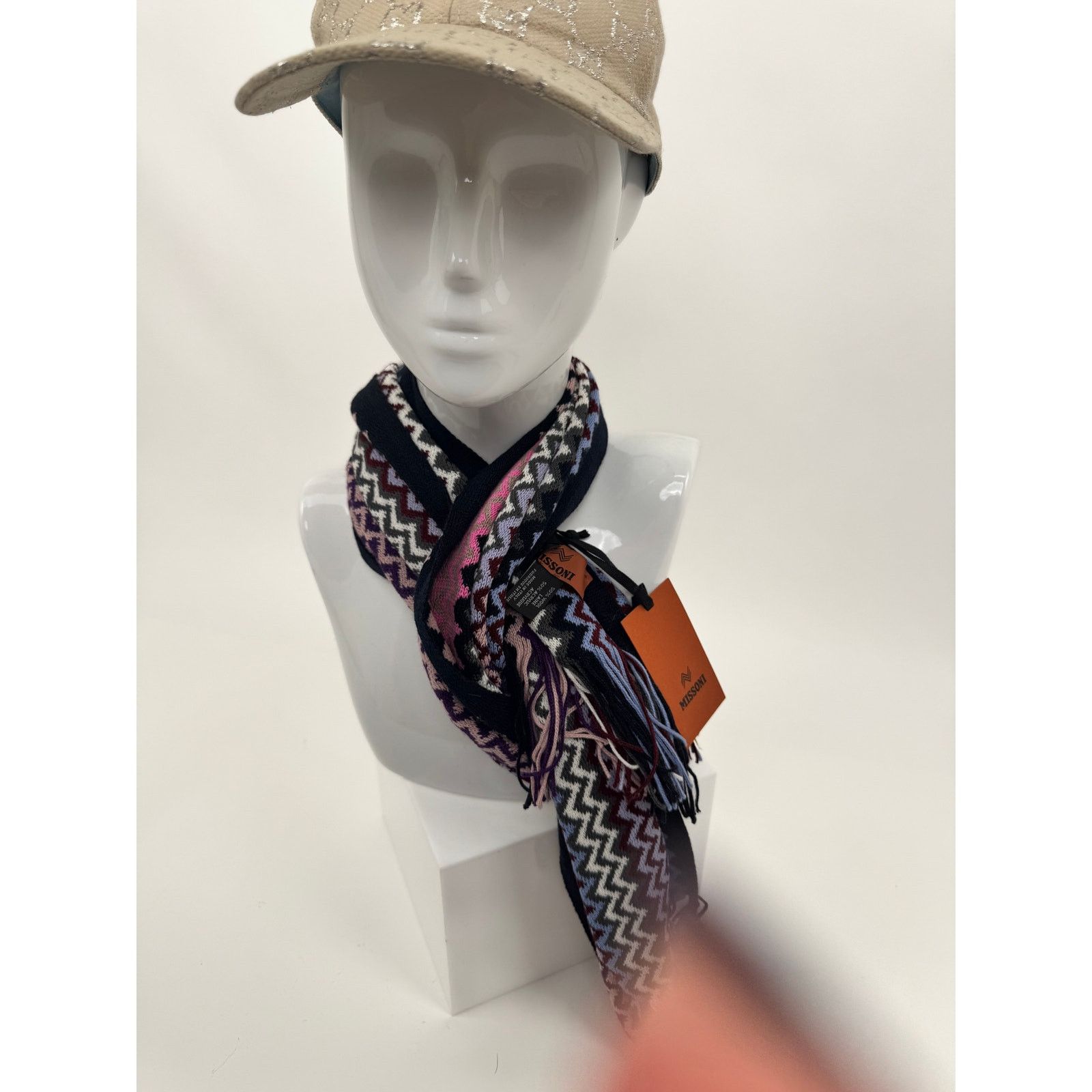 Missoni Missoni NWT Wool Blend Zigzag Pattern Crochet Knit Scarf Size ONE SIZE - 2 Thumbnail