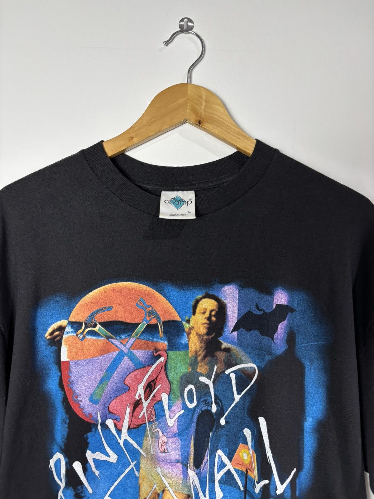 Band Tees Vintage 2001’s Pink Floyd the wall Size US L / EU 52-54 / 3 - 4 Thumbnail