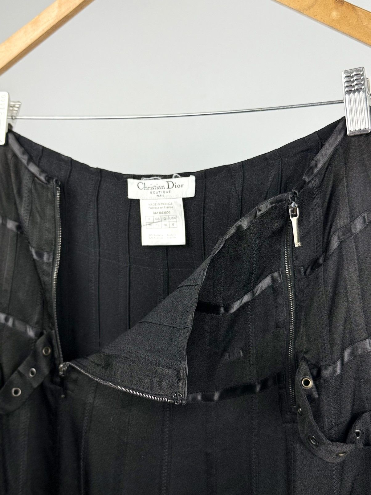Dior Archive - Dior - John Galliano - FW/03 - Pirate - Skirt Size 28" / US 6 / IT 42 - 9 Thumbnail