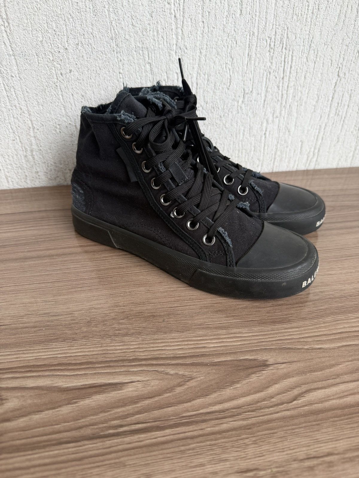 Balenciaga Distress paris sneaker Size US 7 / IT 37 - 3 Thumbnail