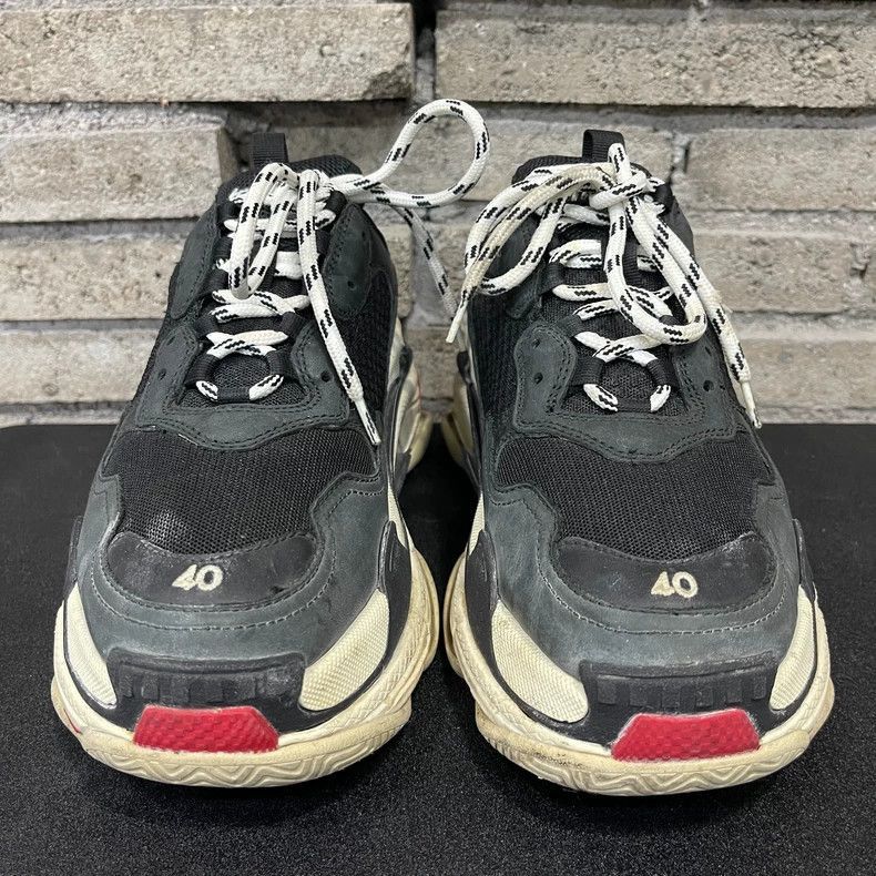 Balenciaga Balenciaga Triple S Sneakers in Excellent Condition-2505 Size US 7 / EU 40 - 6 Thumbnail
