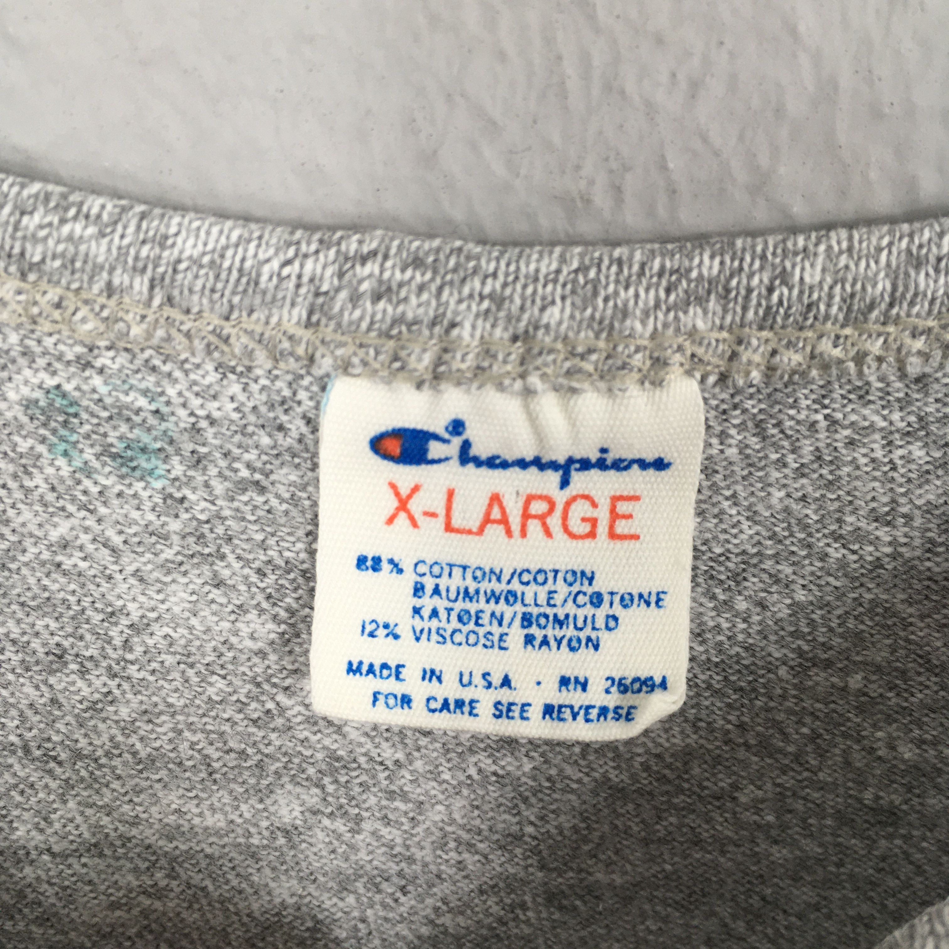 Champion Vintage 1980s Champion Usa Blue Bar Tshirt XLarge Size US XL / EU 56 / 4 - 4 Thumbnail