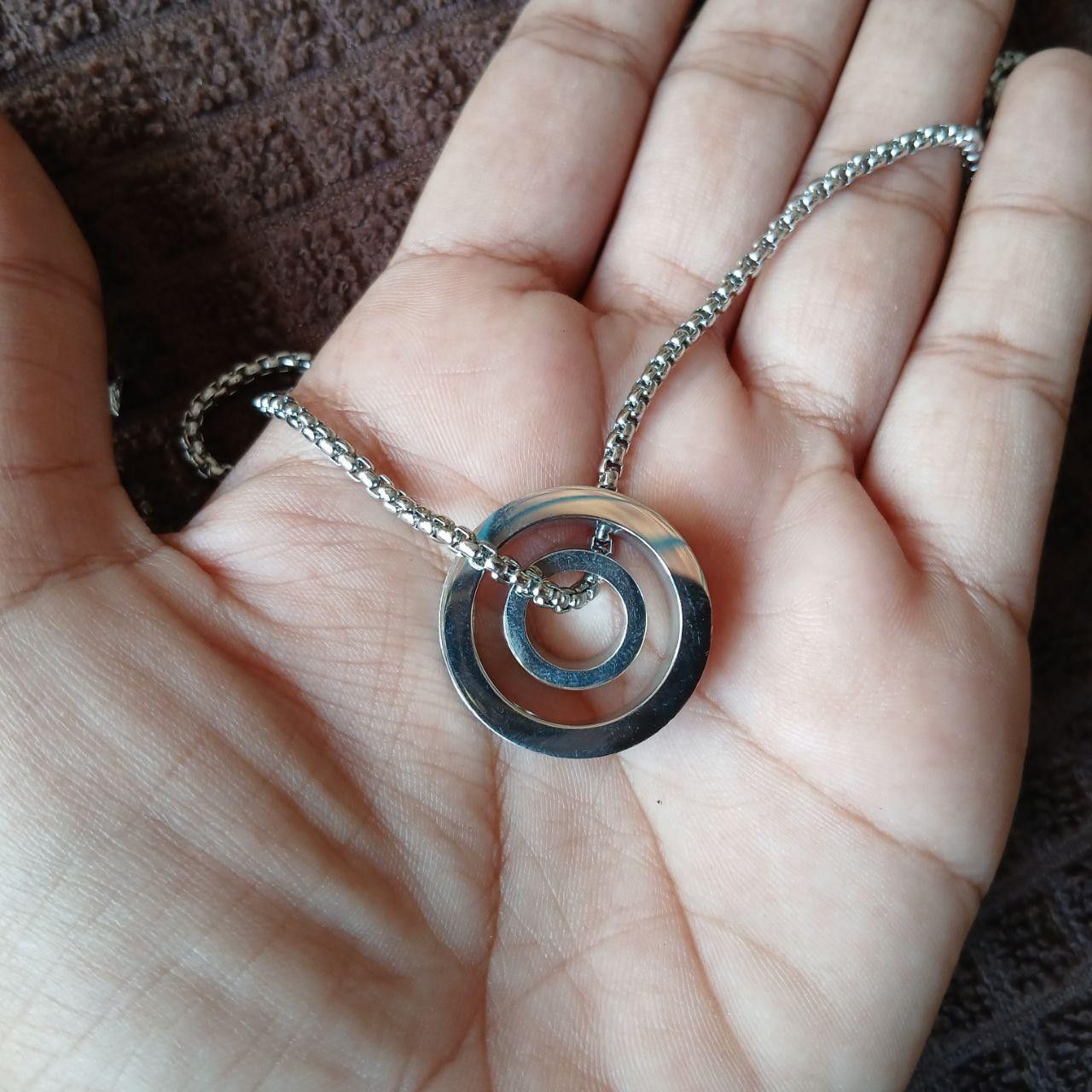Other Retro Silver Color Metal Chain Pendant Necklace Size ONE SIZE - 2 Thumbnail