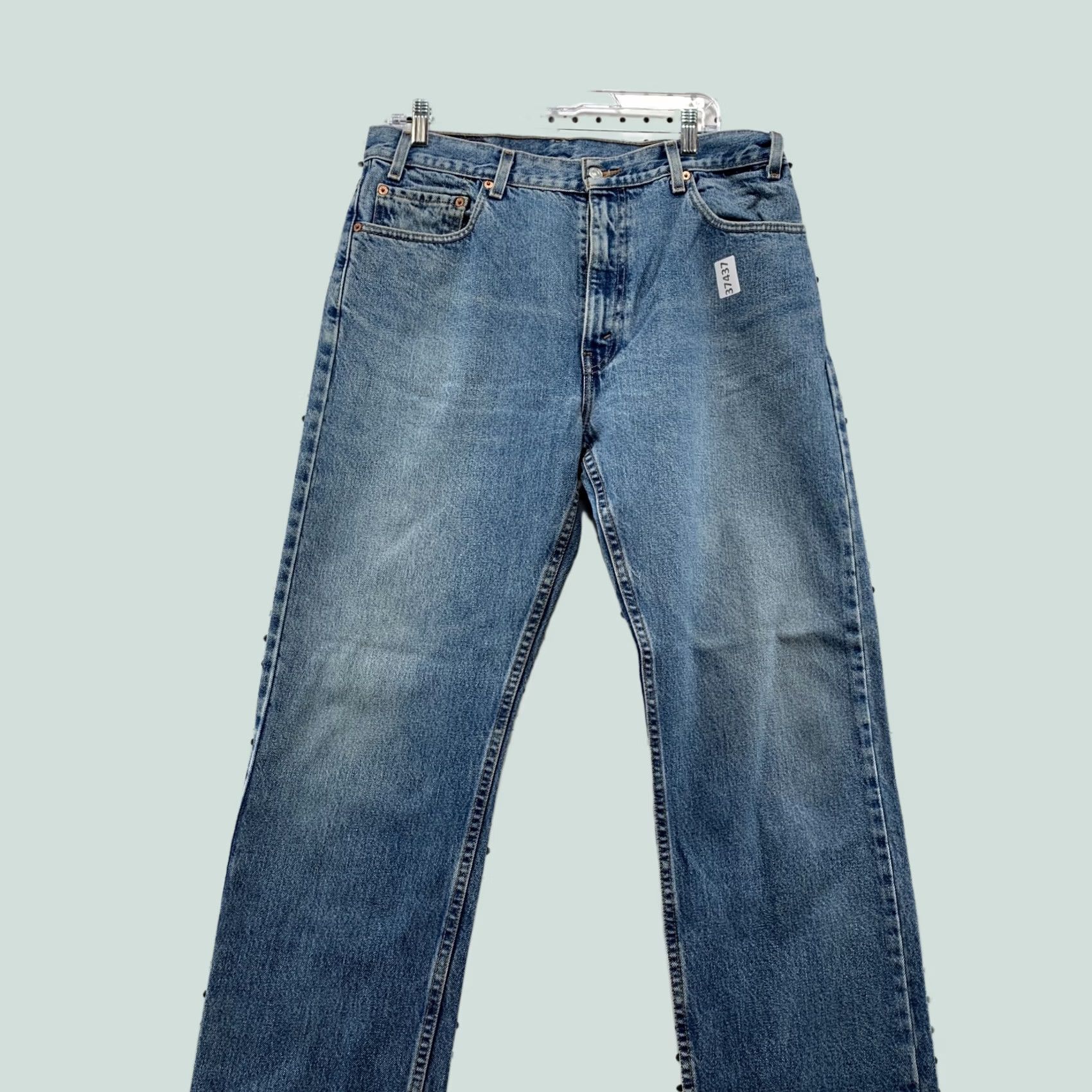 Levi's VINTAGE Levi's 505 Jeans Mens 34x30 Straight Regular Blue Denim 34x30 Inseam 30in Levis 500 Series Size US 34 / EU 50 - 1 Thumbnail