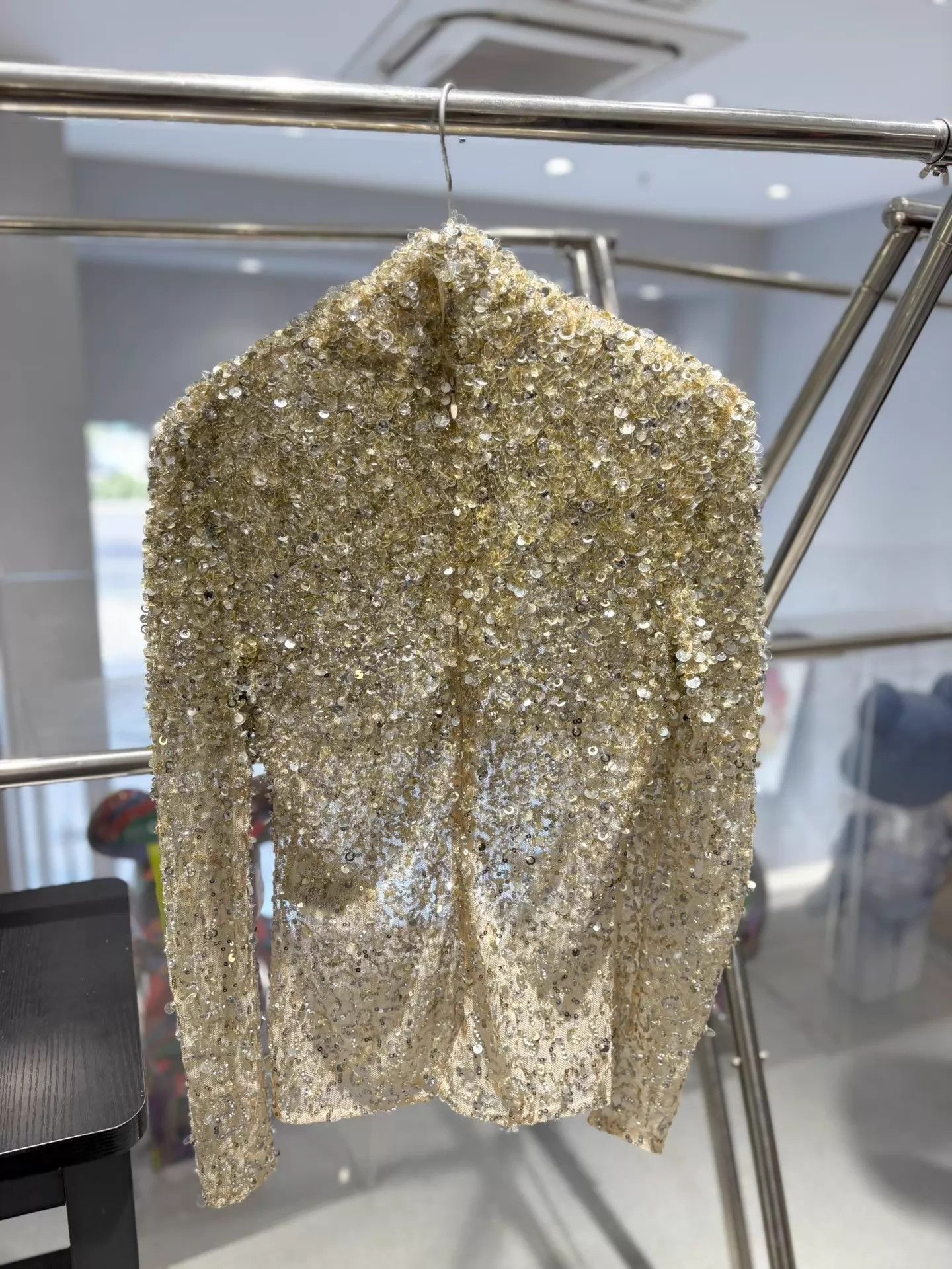 Valentino Valentino Champagne Gradient Sequin Top Deadstock Size XS / US 0-2 / IT 36-38 - 5 Thumbnail