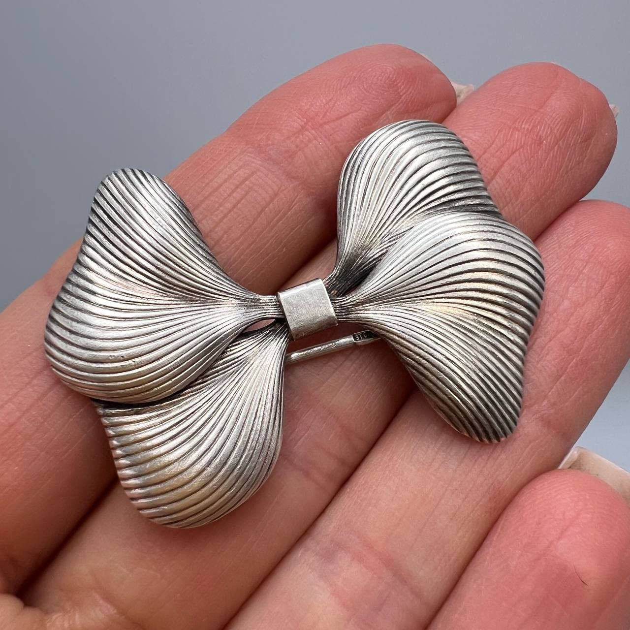 Sterling Silver 1989 Vintage Women's USSR Silver 916 Brooch Bow Badge Signed Size ONE SIZE - 2 Thumbnail
