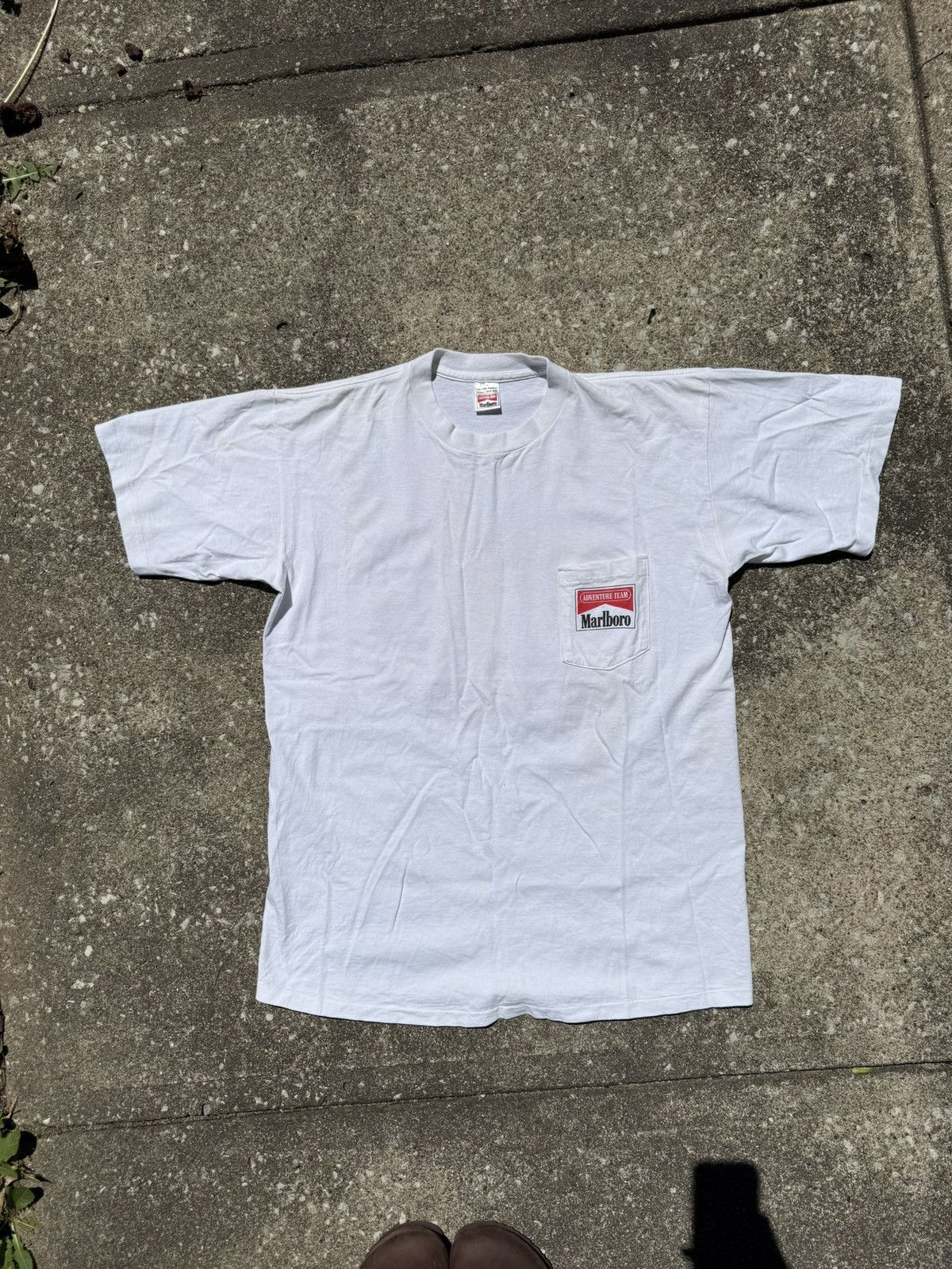 Marlboro Adventure Team Vtg 90s Marlboro 4x4 Off Road Grap Promo Single Stitch Tee Size US L / EU 52-54 / 3 - 2 Thumbnail