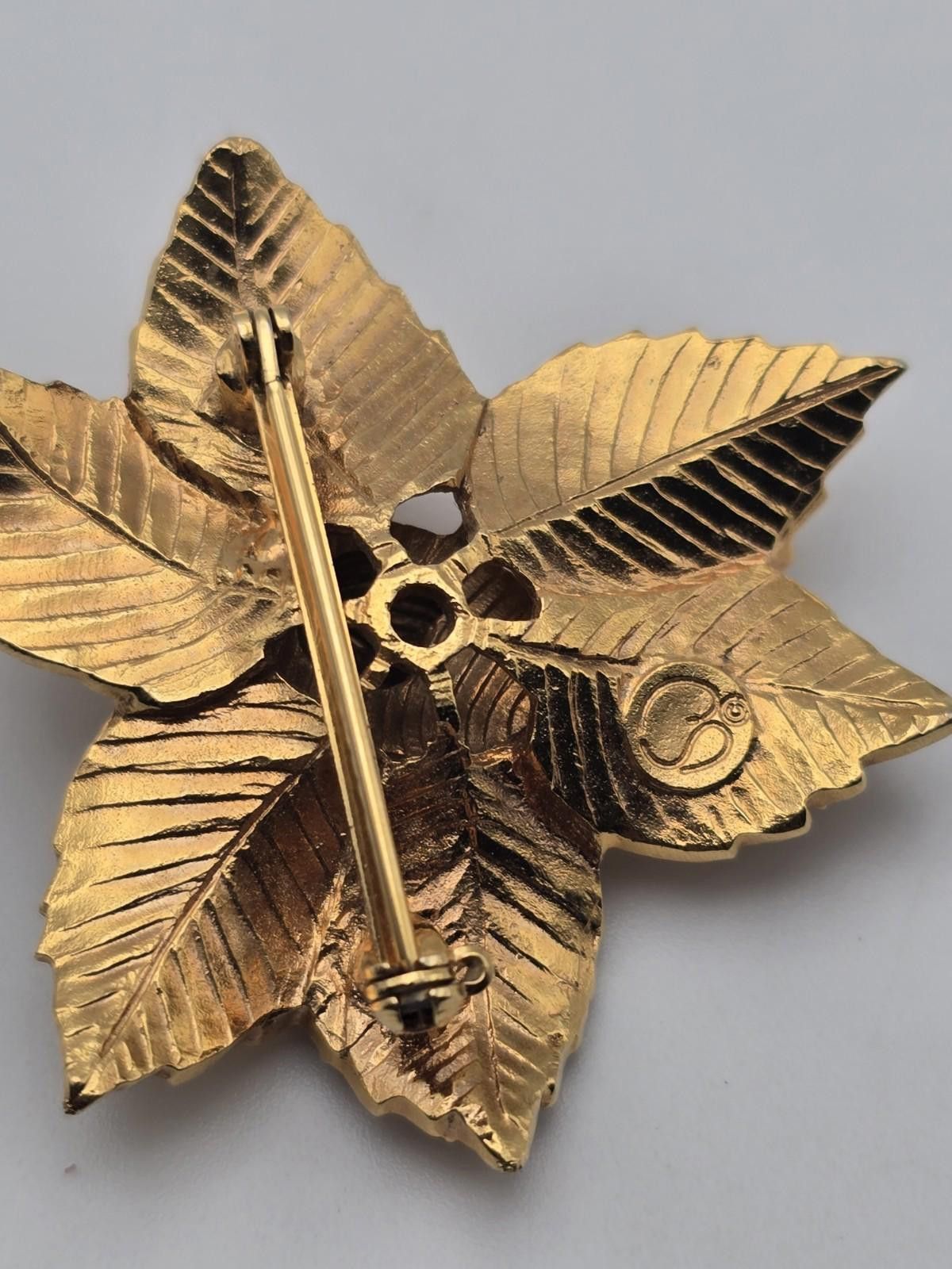 Other Vintage St. John Enamel Ladybug Brooch Gold Tone Signed Size ONE SIZE - 5 Thumbnail