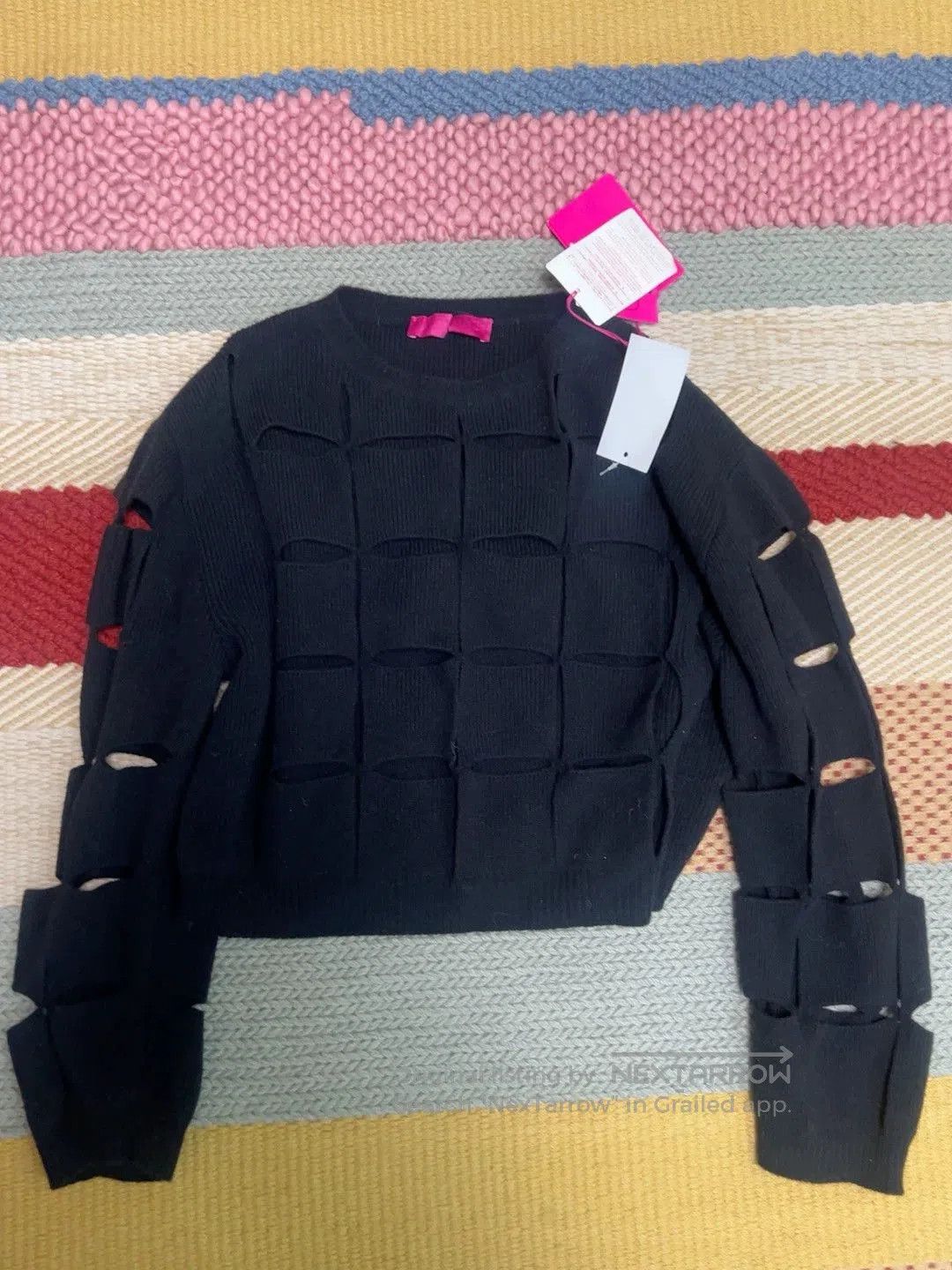 Valentino Valentino Wool Cutout Sweater. Size US M / EU 48-50 / 2 - 1 Thumbnail