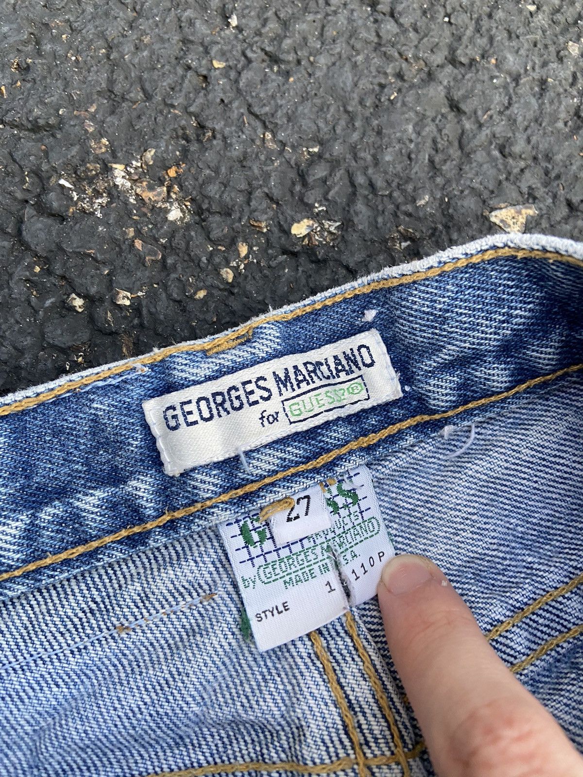 Guess Vintage 90’s Faded USA Made Guess Blue Jeans Unique Size US 26 / EU 42 - 5 Thumbnail