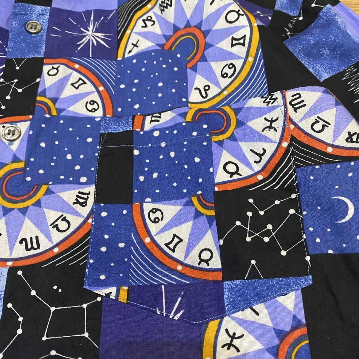 Japanese Brand 1990s Cubic Measure Pattren Clocks Button Ups Shirts Size US XL / EU 56 / 4 - 12 Thumbnail