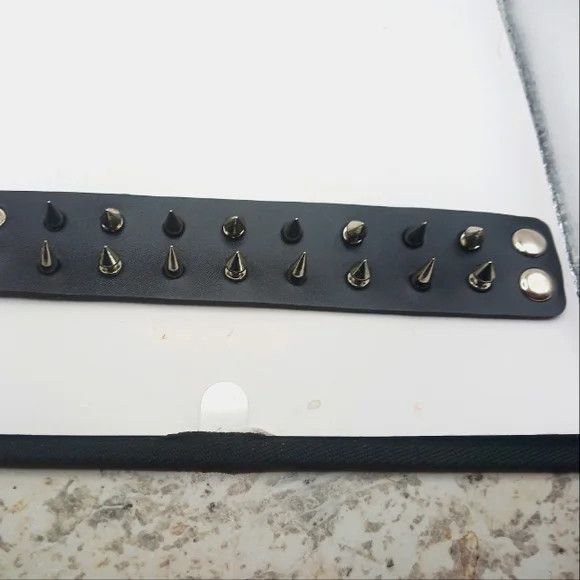 Other Gothic Double Row Spiked 9" Leather Bracelet -Black-New Size ONE SIZE - 7 Thumbnail