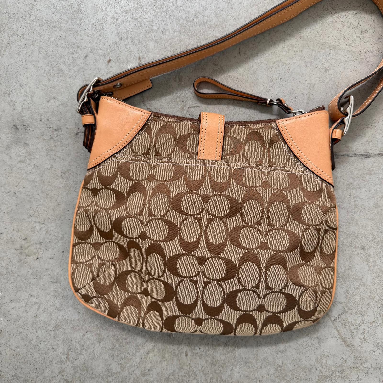 Coach Coach 2Way Signature Soho Clip Shoulder Bag Beige/Brown Size ONE SIZE - 5 Thumbnail
