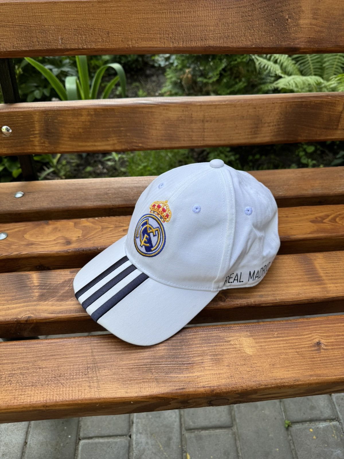 Adidas Vintage Adidas Real Madrid cap Size ONE SIZE - 1 Thumbnail