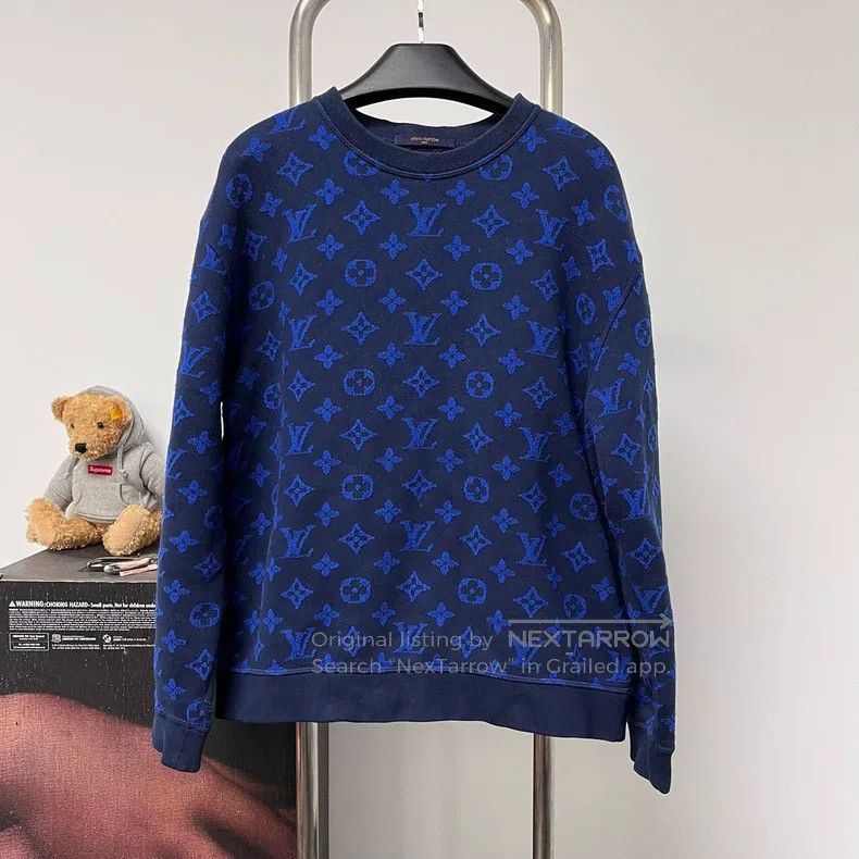 Louis Vuitton Louis Vuitton Full logo flocked sweatshirt Size US M / EU 48-50 / 2 - 1 Thumbnail
