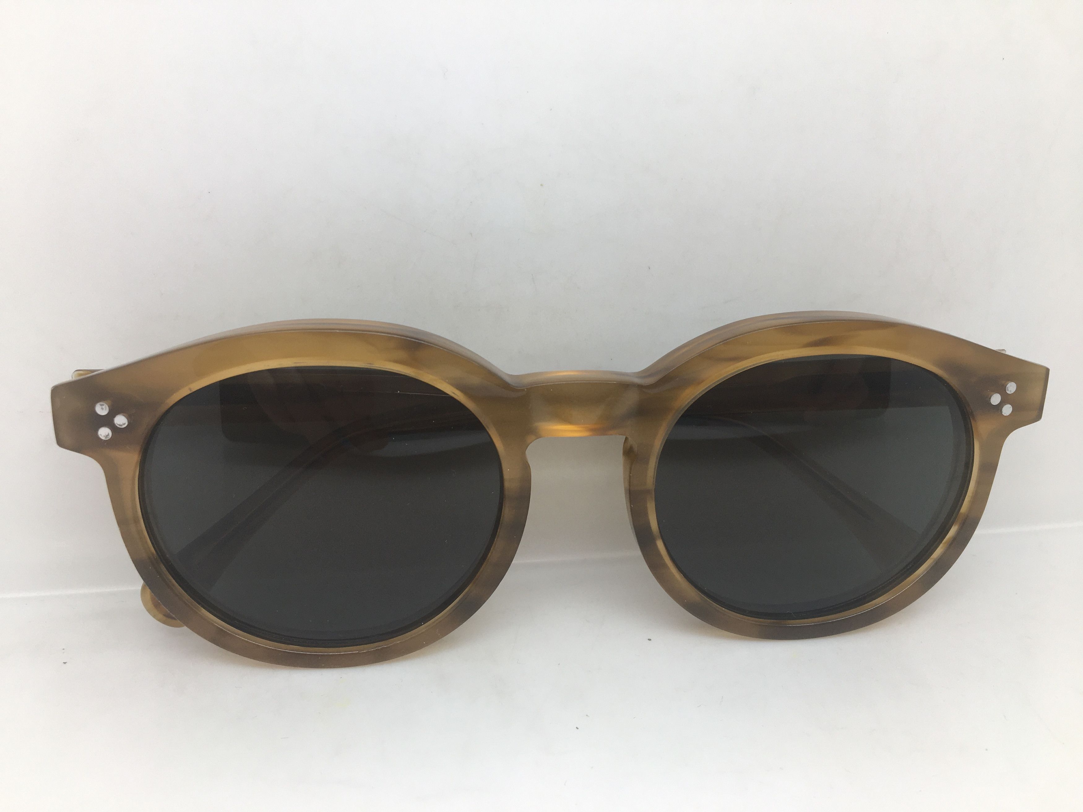 Wildfox Wildfox Classic Fox Harpep Brown Keyhole Bridge Sunglasses Size ONE SIZE - 8 Thumbnail