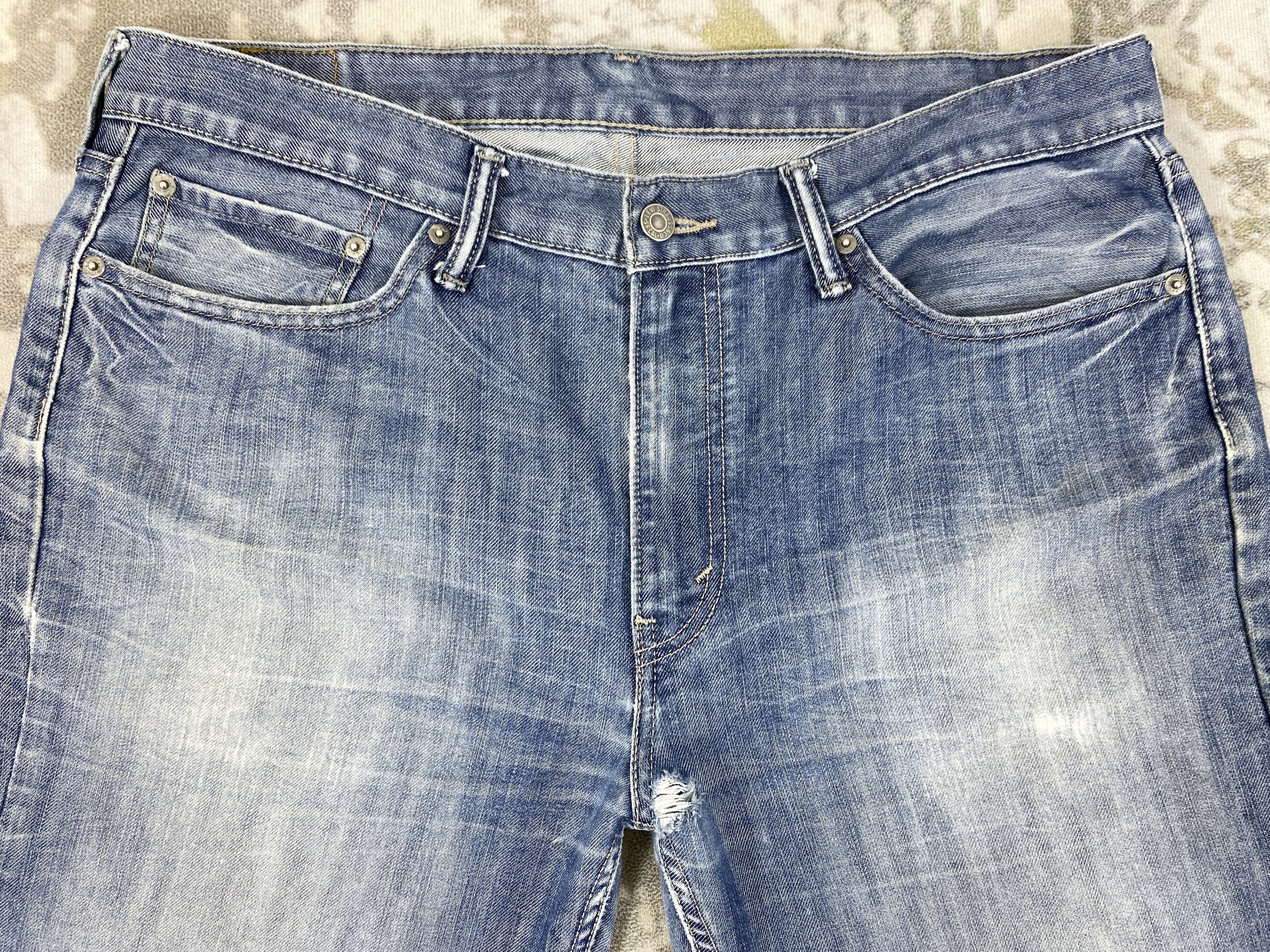 Levi's Blue Vintage Levi's 514 Distressed Denim 38 x 28.5 -JN136 Size US 38 / EU 54 - 3 Thumbnail