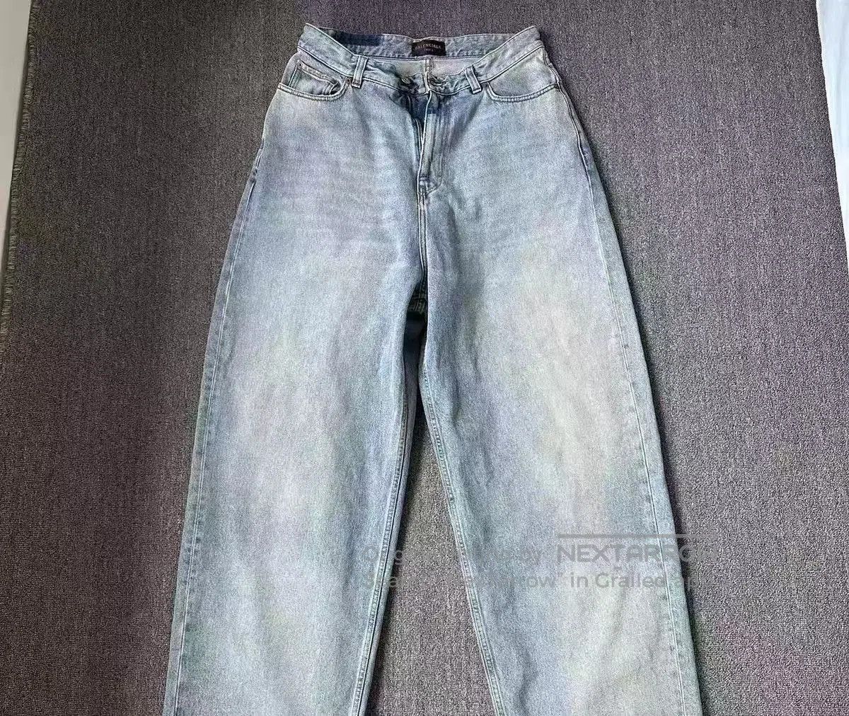 Balenciaga Balenciaga FW22 High-Waist Baggy Jeans. Size US 38 / EU 54 - 1 Thumbnail