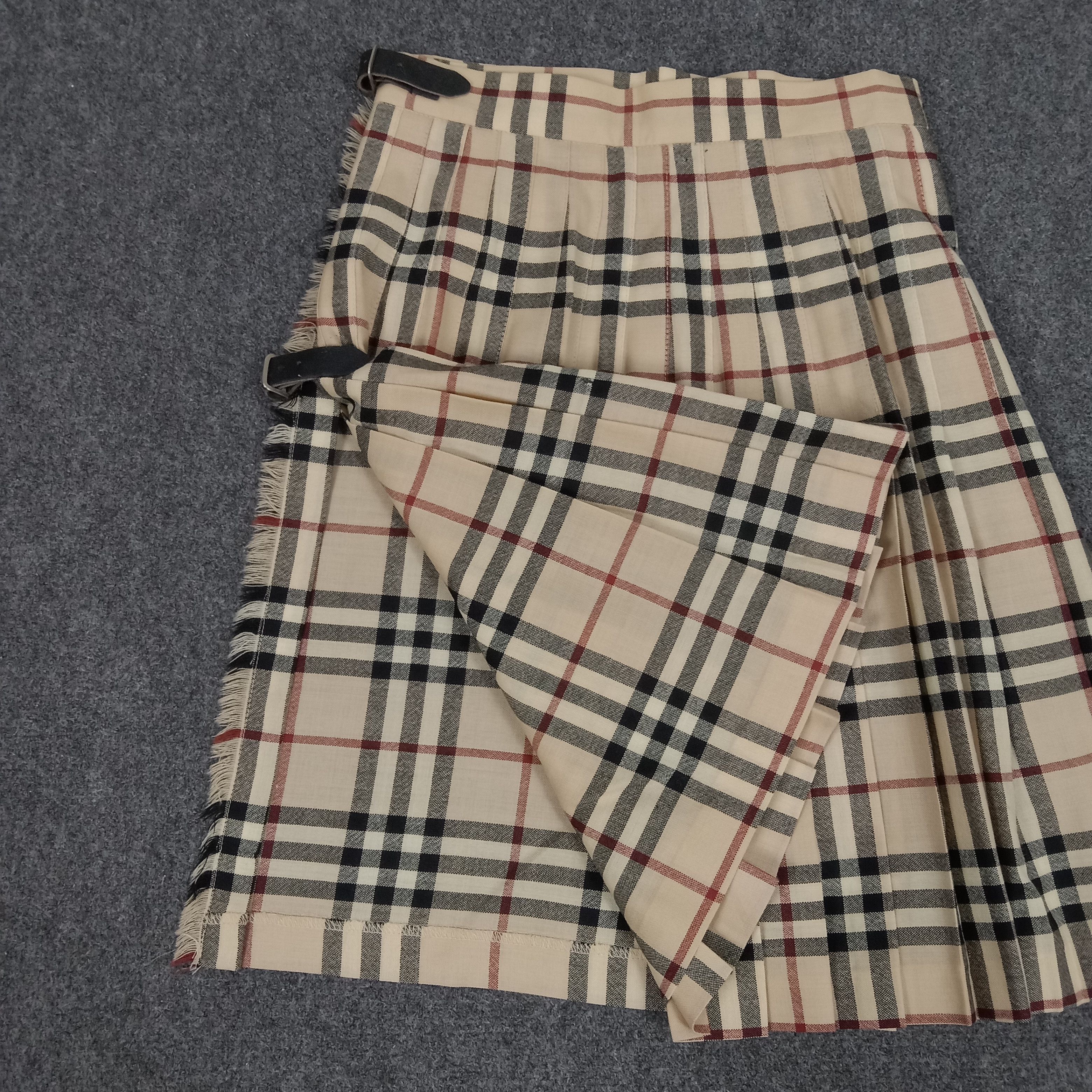 Burberry Burberry London Nova Check Mini Skirts Size 23" - 2 Thumbnail