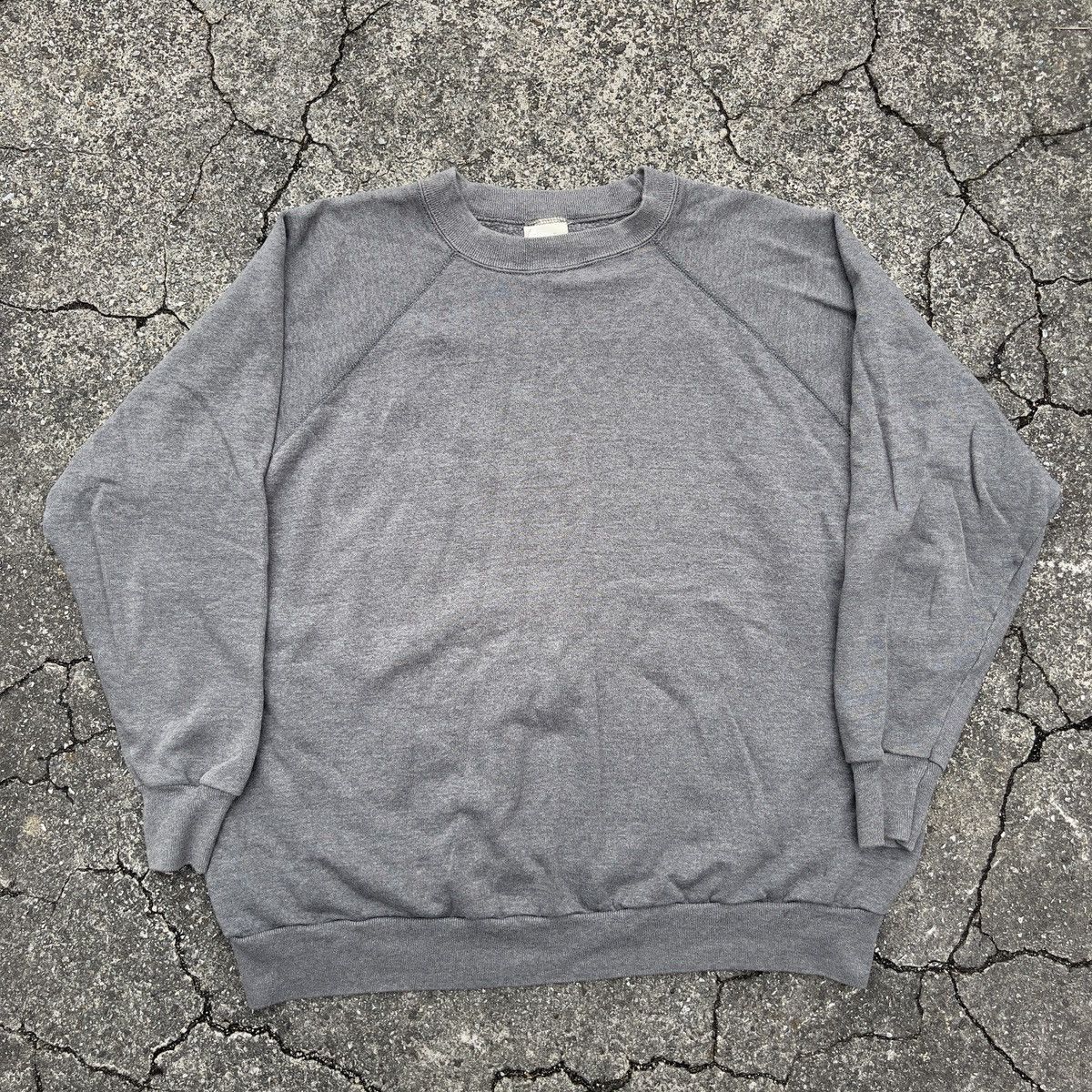 Vintage Vintage J E MORGAN FLEECEWEAR MADE IN USA Raglan Crewneck Size US XL / EU 56 / 4 - 1 Thumbnail