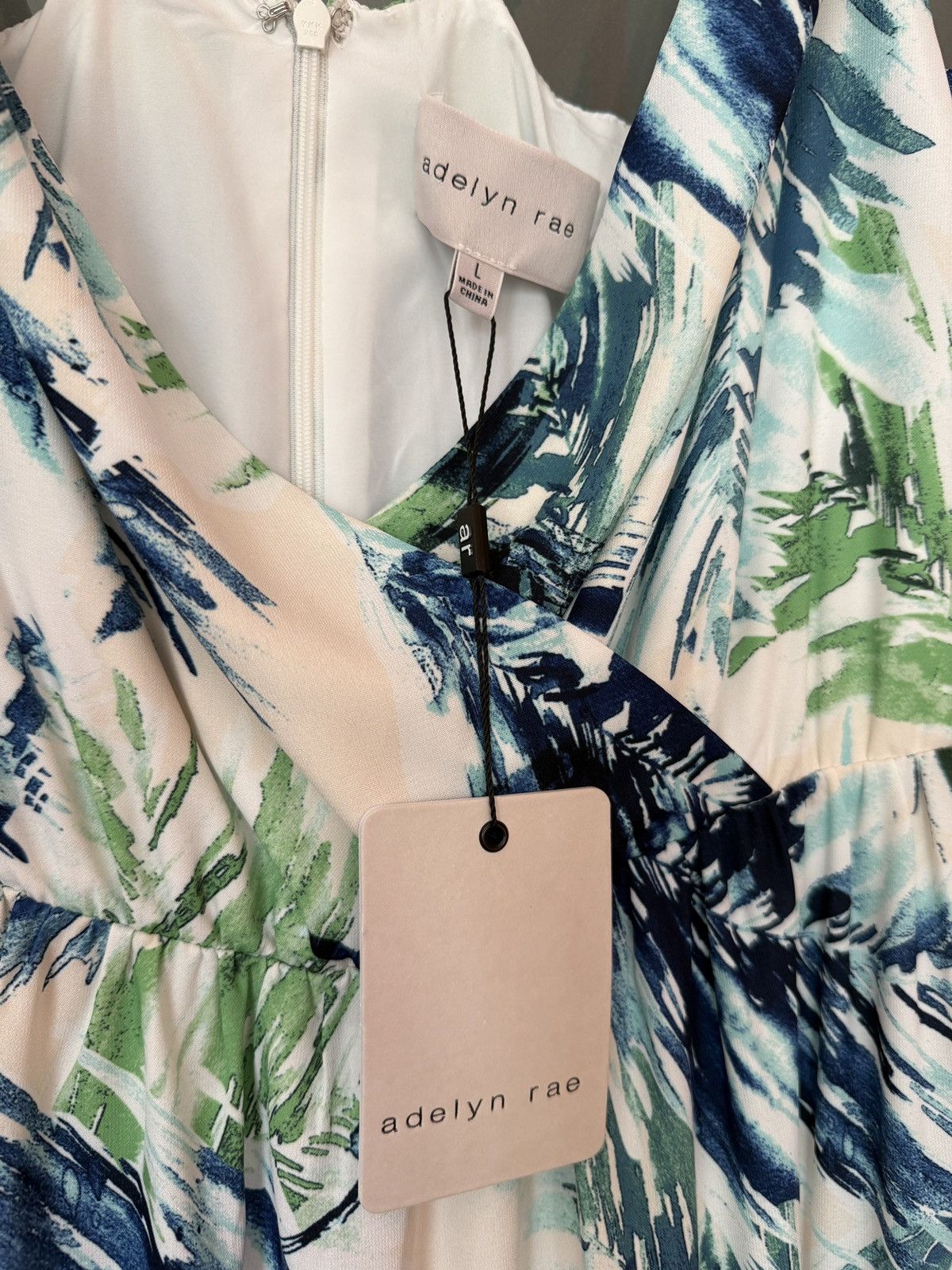 Other Adelyn Rae Nevina Ruffle Wrap Maxi Leaf Print Large Dress Size L / US 10 / IT 46 - 2 Thumbnail