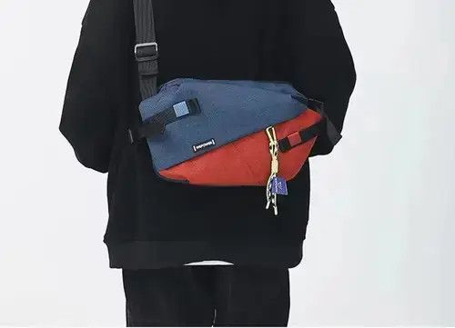 Chest Pack Casual Outdoor Travel Crossbody Bag in Red, Men's