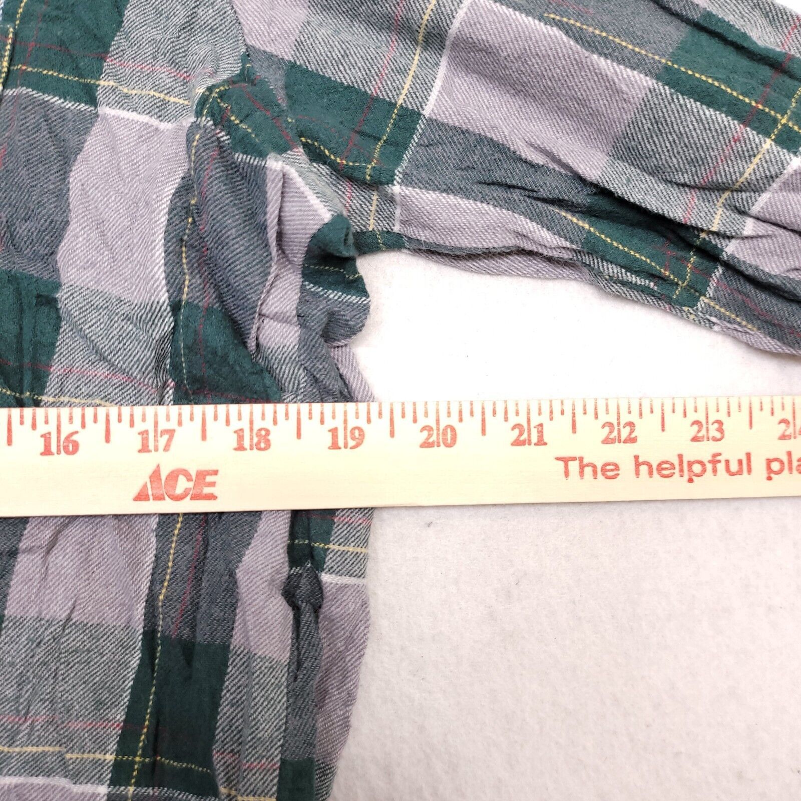 Club Room Club Room Baffalo Check Flannel Shirt Mens Size L Gray Green Size US L / EU 52-54 / 3 - 9 Thumbnail