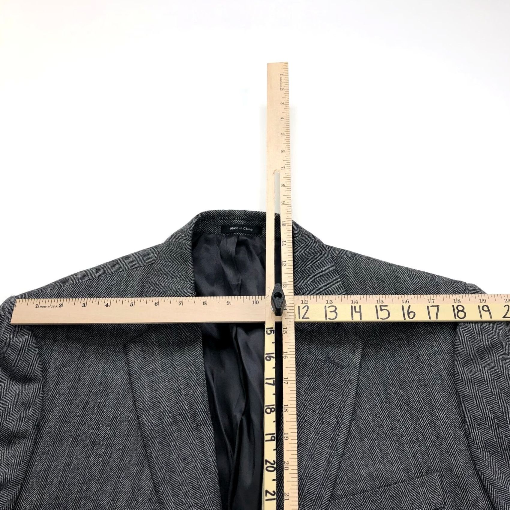 Joseph Joseph & Feiss Gold Luxury Wool Classic Fit 44 R Wool Sport Coat Herringbone Jacket Mens Regular Notch Lapel Four-Button Vintage No Size US S / EU 44-46 / 1 - 6 Thumbnail