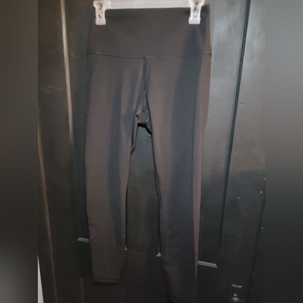 Everlane Everlane The Performance Leggings, black, NWOT, Size M Size 26" / US 2 / IT 38 - 1 Thumbnail