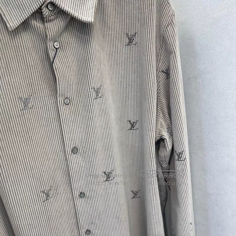 Louis Vuitton Louis Vuitton size 5l SS26 hot diamond logo corduroy long-s Size US M / EU 48-50 / 2 - 1 Thumbnail
