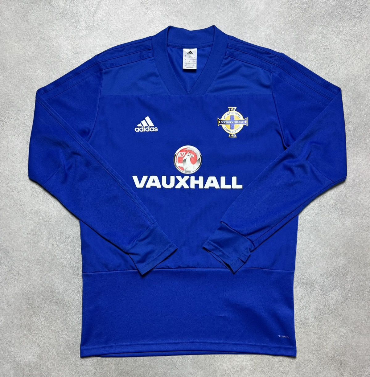 Adidas Northern Ireland 2017 2018 Football Soccer Shirt Top Adidas Size US M / EU 48-50 / 2 - 1 Thumbnail