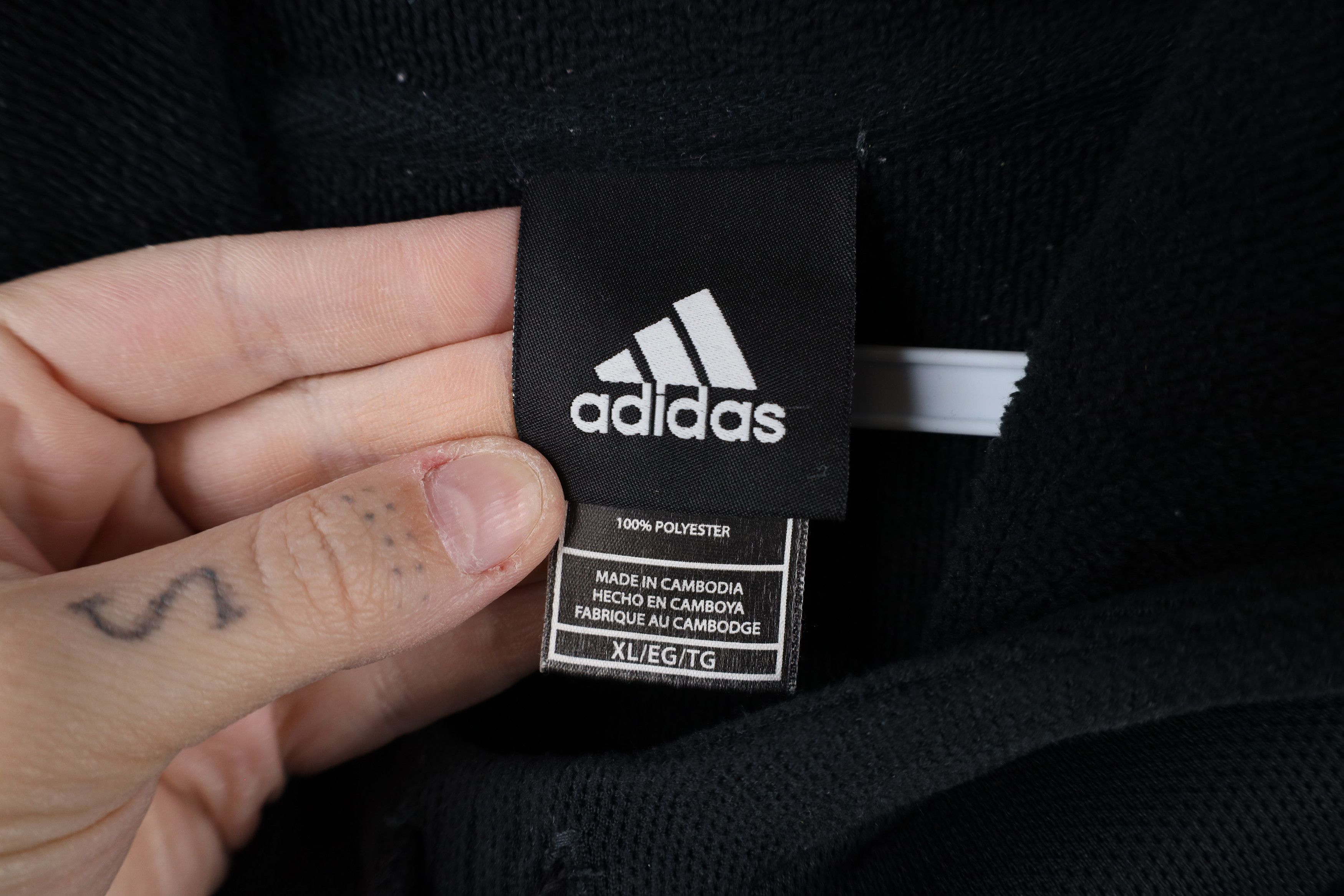 Adidas × Vintage Vintage Adidas Fort Wayne Mad Ants Basketball Hoodie Black Size US XL / EU 56 / 4 - 10 Thumbnail