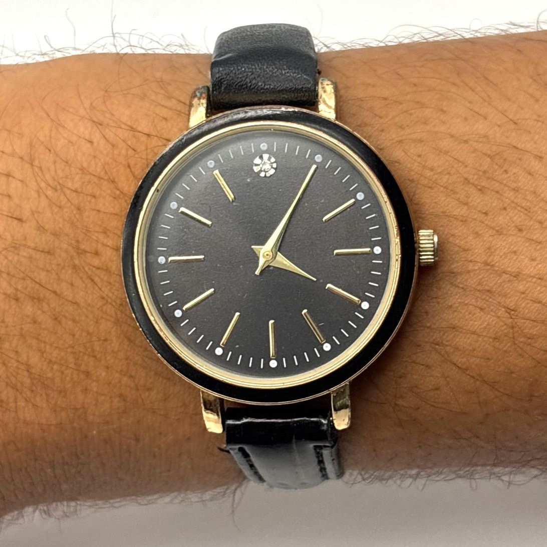Other 90s Gold & Black Watch Size ONE SIZE - 1 Thumbnail