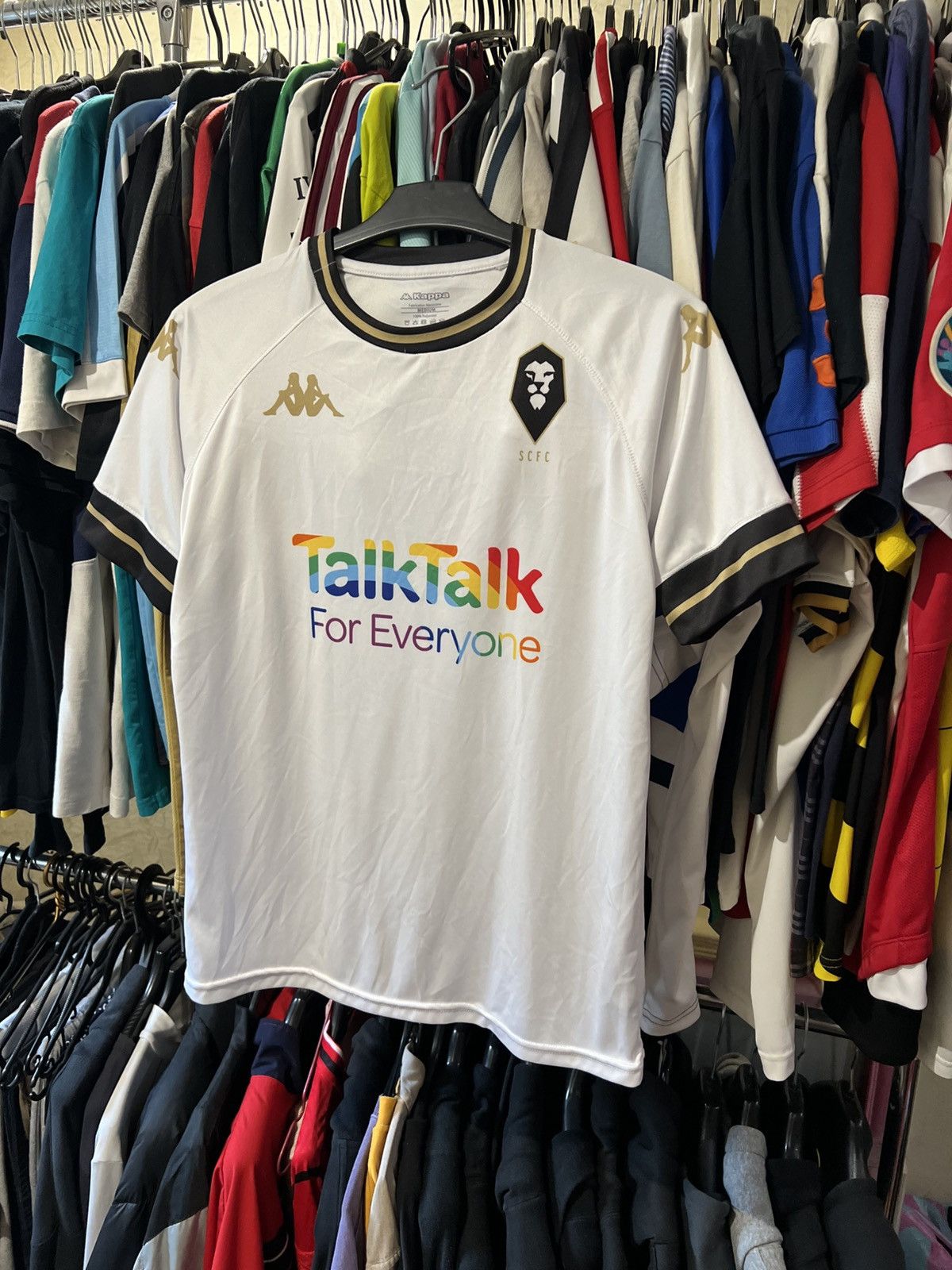Kappa 2021/2021 KAPPA SALFORD CITY HOME FOOTBALL SHIRT SIZE M Size US M / EU 48-50 / 2 - 3 Thumbnail