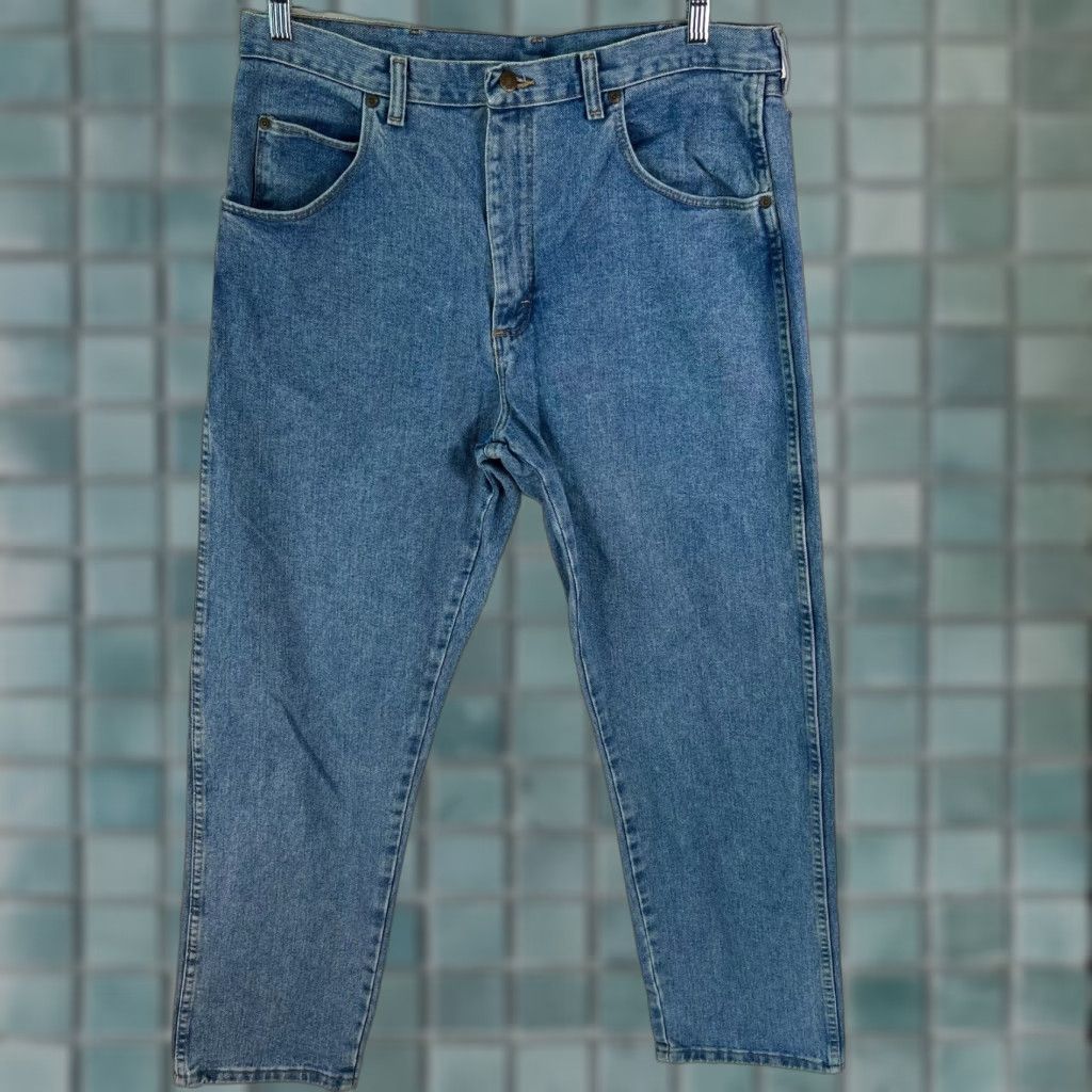 Wrangler Wrangler Jeans Main Selling Point: Wrangler Mid Rise Flat Front Denim Jeans - 38X32 - Blue - Regular - 100% Cotton - Men Size US 38 / EU 54 - 1 Thumbnail