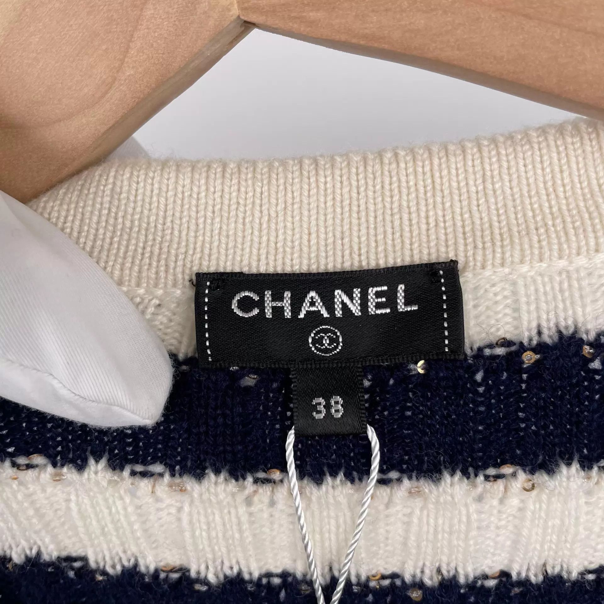 Chanel Chanel Women's Striped Sequin Knit Cardigan 38 Size S / US 4 / IT 40 - 3 Thumbnail