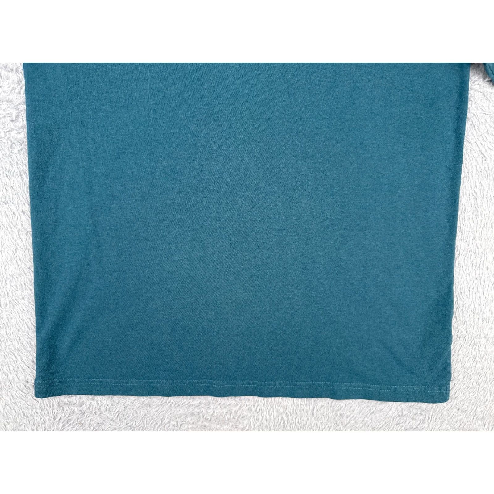 Patagonia Patagonia Shirt Men Medium Blue Responsibili-Tee Fitz Roy Logo Cotton Blend READ Shirt Mens Medium Blue Patagonia Responsibi-Tee Logo 90s? Size US M / EU 48-50 / 2 - 5 Thumbnail