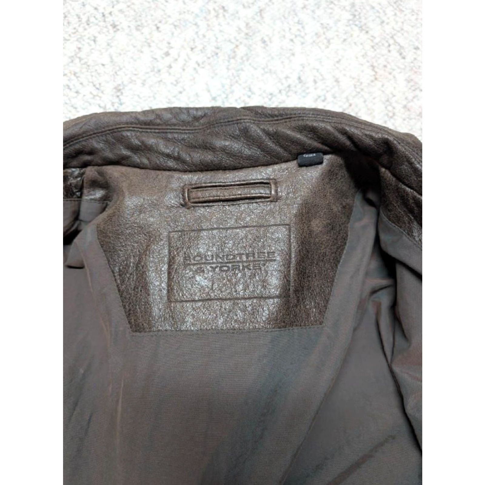 Roundtree & Yorke VINTAGE Roundtree & Yorke BOMBER Jacket Leather 44 Mens Patina 1990s Brown Flight Flyers Air Force L Size US L / EU 52-54 / 3 - 6 Thumbnail