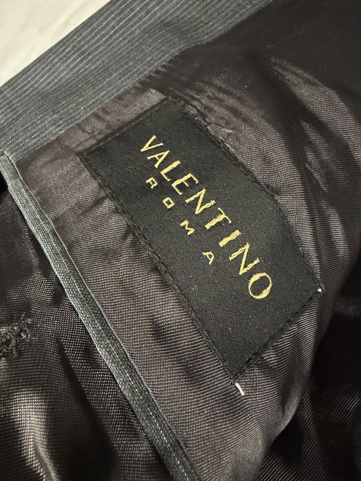 Valentino Valentino Roma Men’s 2 Button Grey Blazer Pinstripe Size 46R Size 46R - 3 Thumbnail