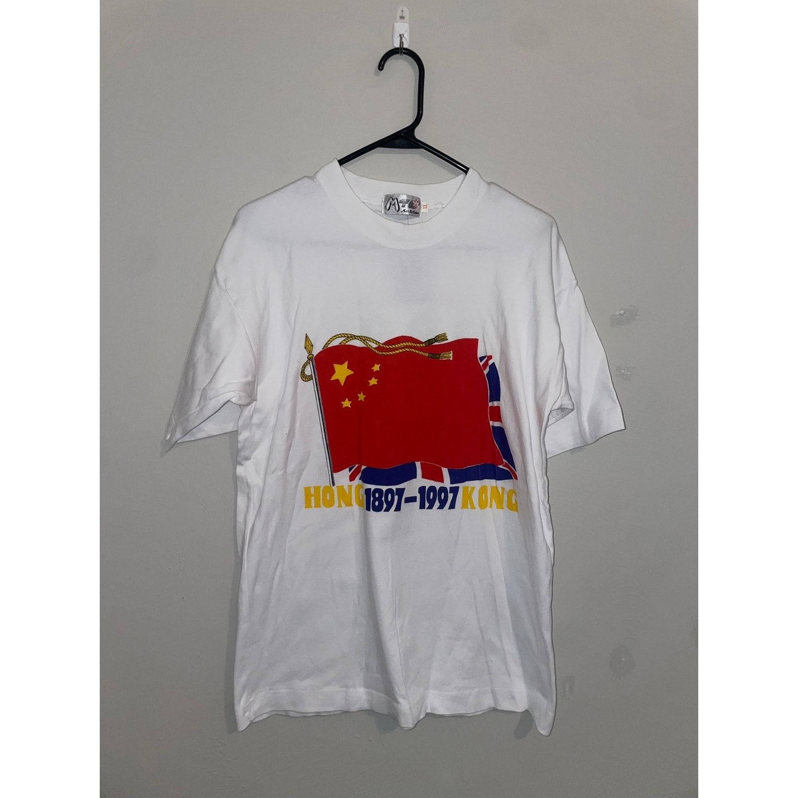 Vintage Vintage Hong Kong Independence Graphic White Large Shirt VTG Size US L / EU 52-54 / 3 - 1 Thumbnail